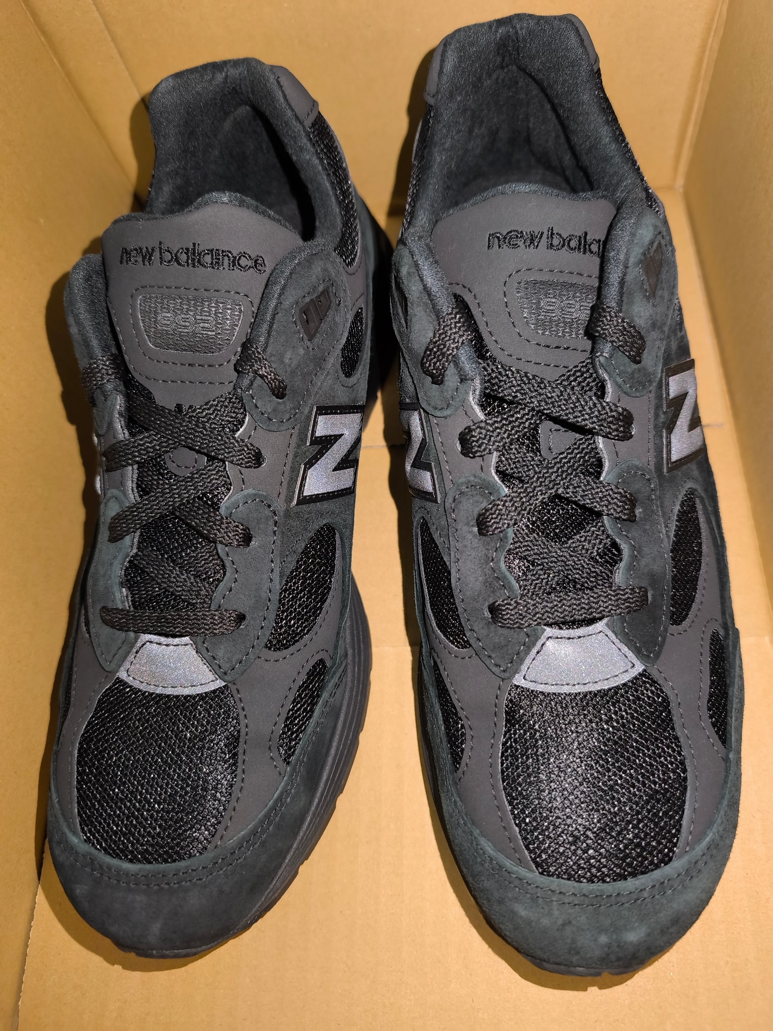 New Balance 992 "Triple Black" (2025/2026)
