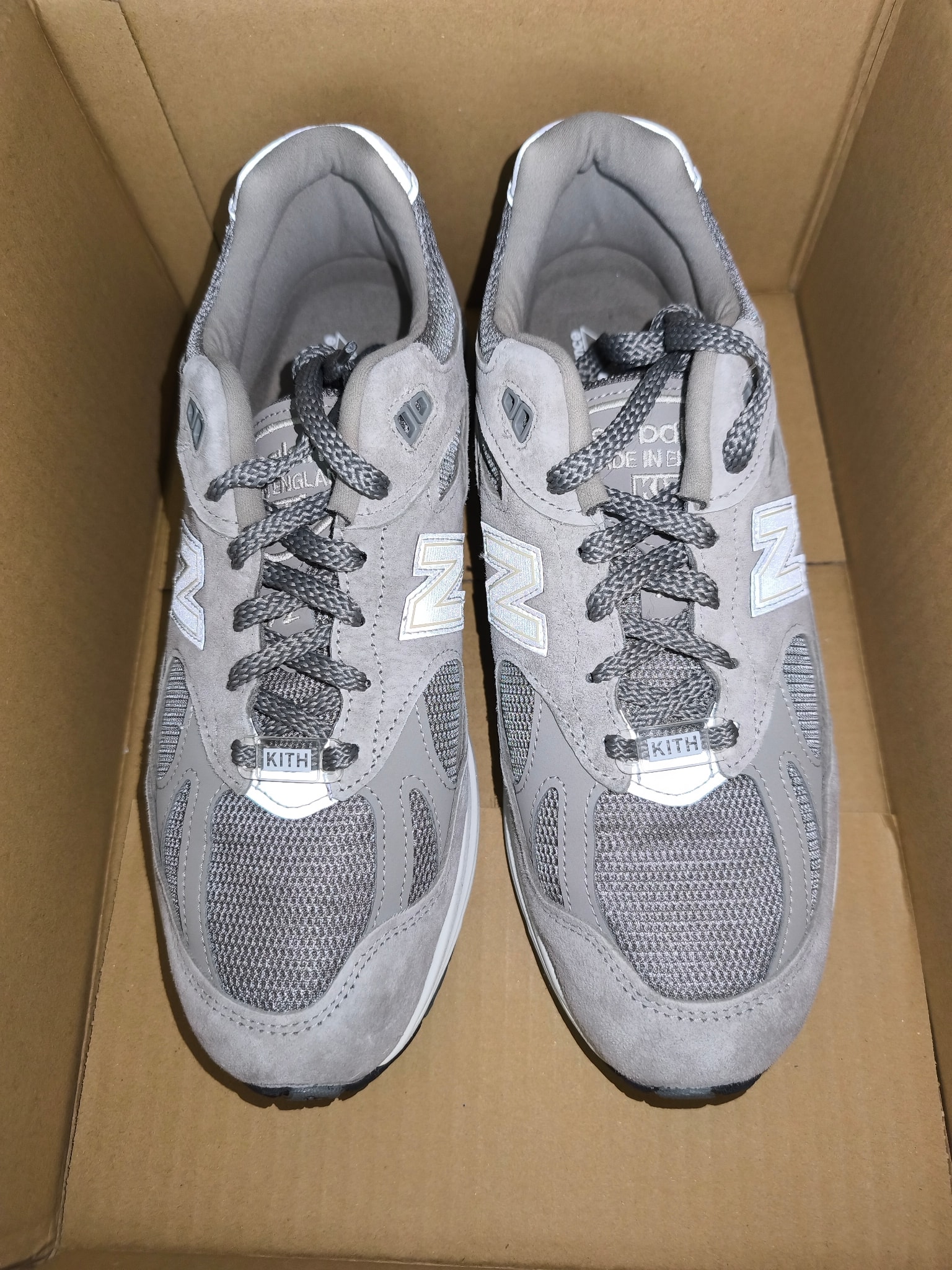 KITH 101 × New Balance 991V2 "Moonrock"