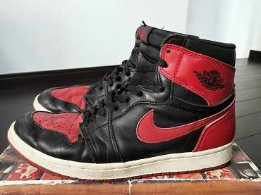 Nike Air Jordan 1 Retro High OG "Bred/Banned" (2016)