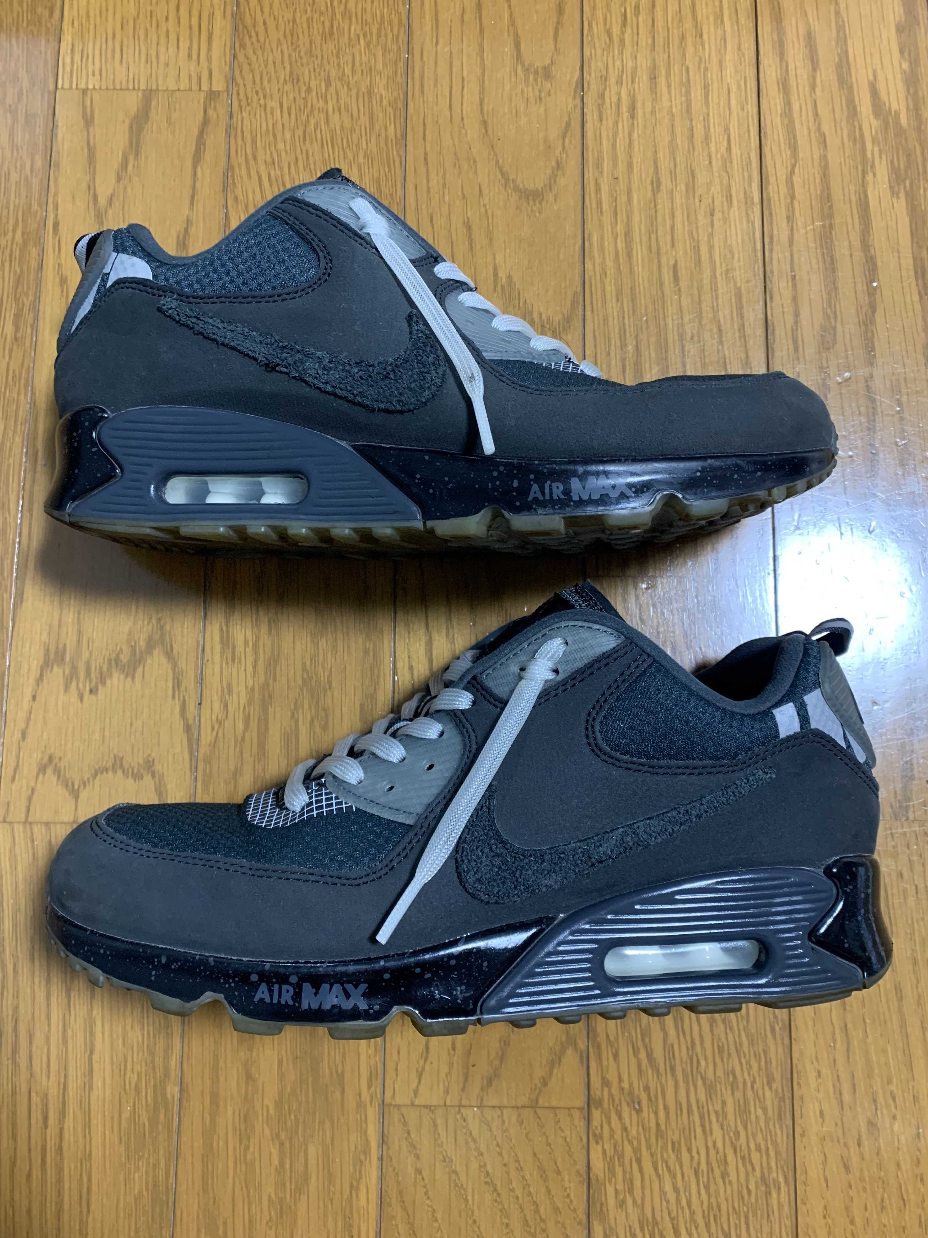 UNDEFEATED × Nike Air Max 90 "Black/Rush Pink"