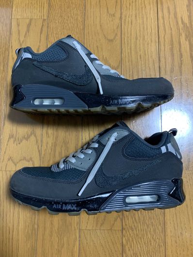 UNDEFEATED × Nike Air Max 90 "Black/Rush Pink"