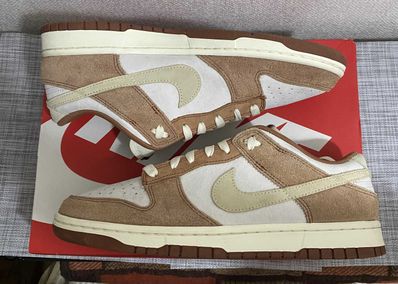 Nike Dunk Low PRM "Medium Curry"