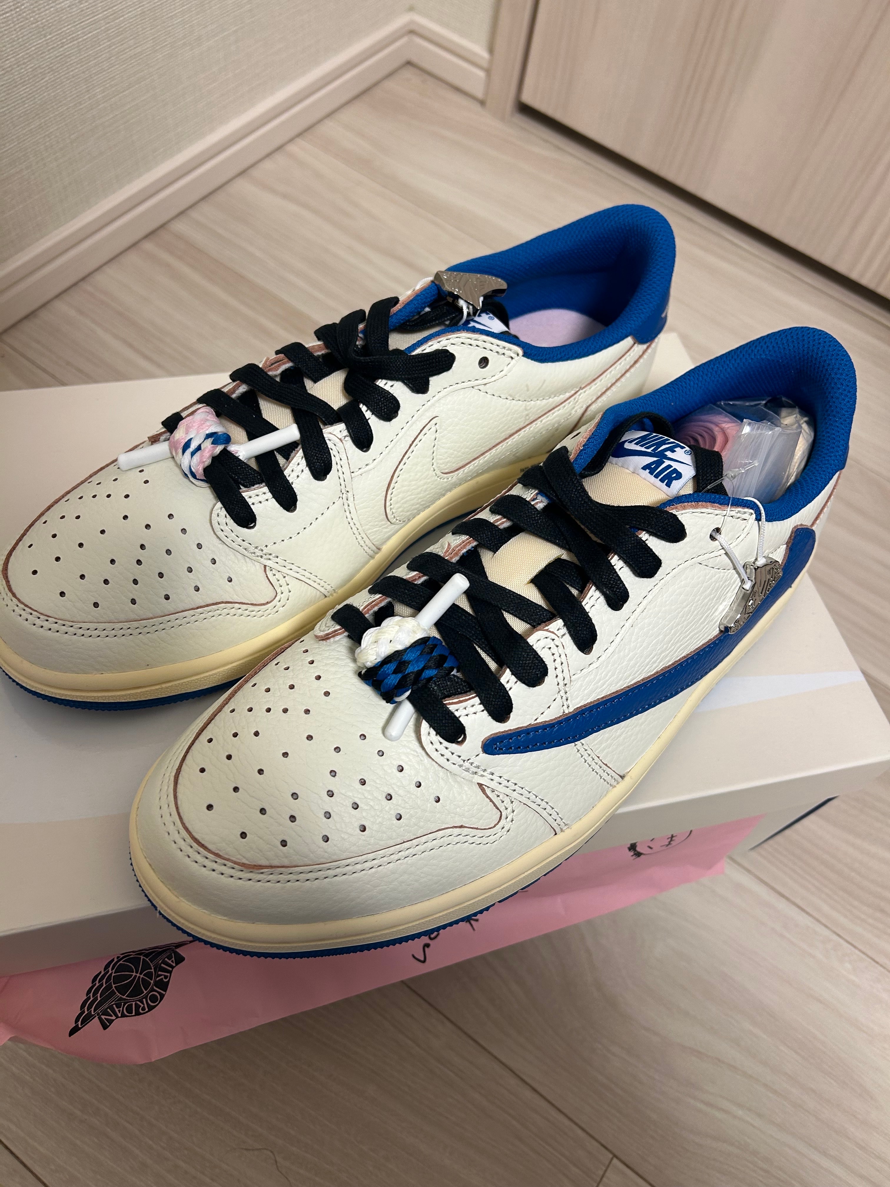 Travis Scott × fragment design × Nike Air Jordan 1 Low OG "Sail/Military Blue"
