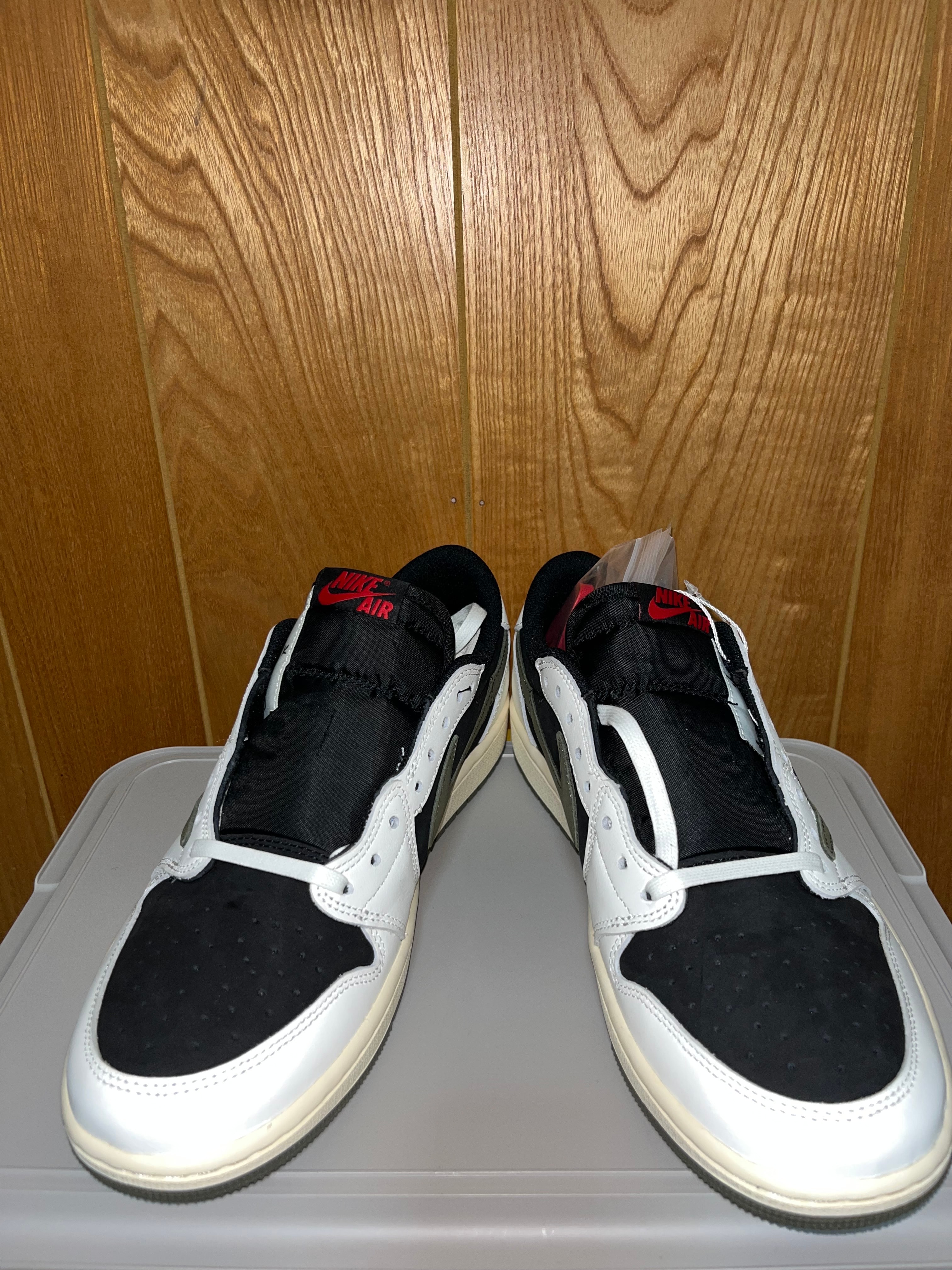 Travis Scott × Nike Women's Air Jordan 1 Low OG "Medium Olive"