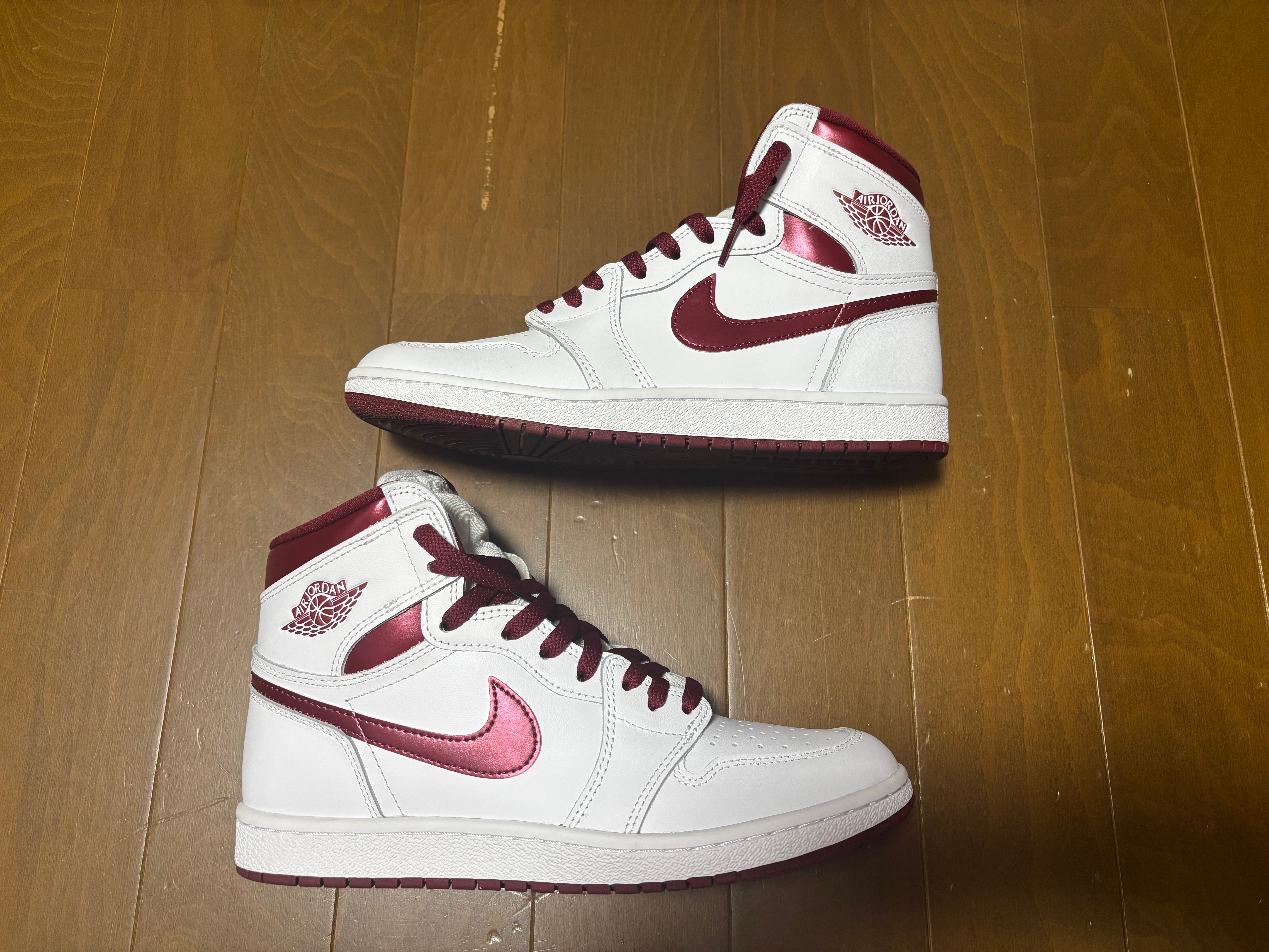 Nike Air Jordan 1 High '85 "Metallic Burgundy"