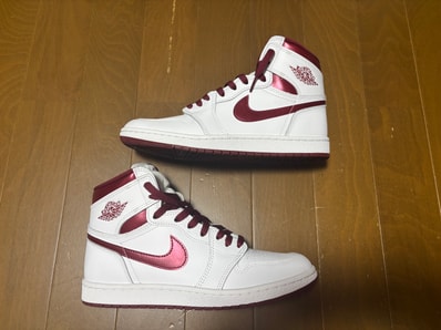 Nike Air Jordan 1 High '85 "Metallic Burgundy"