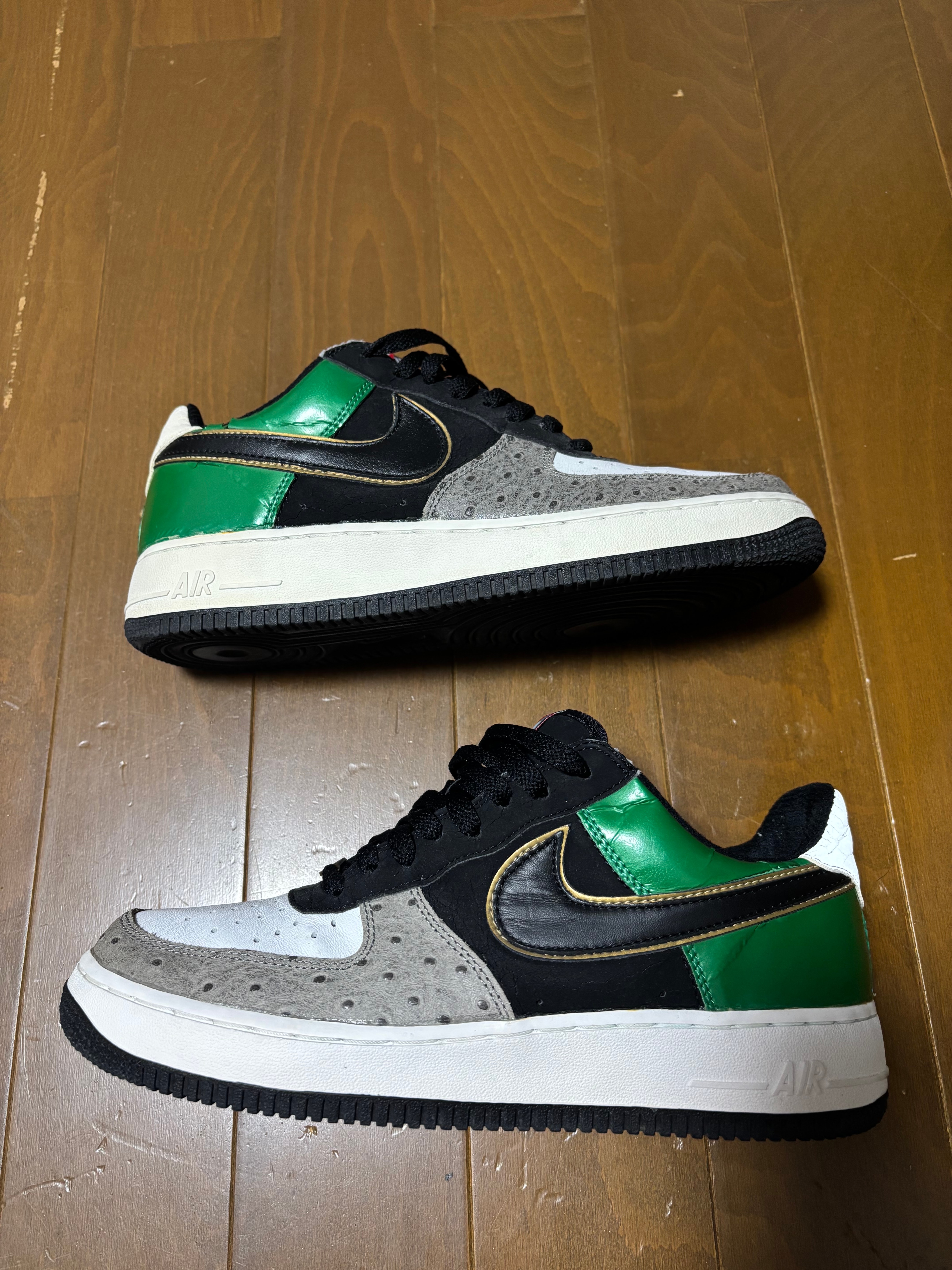 mita sneakers × Nike Air Force 1 Low "温故知新" (2004)