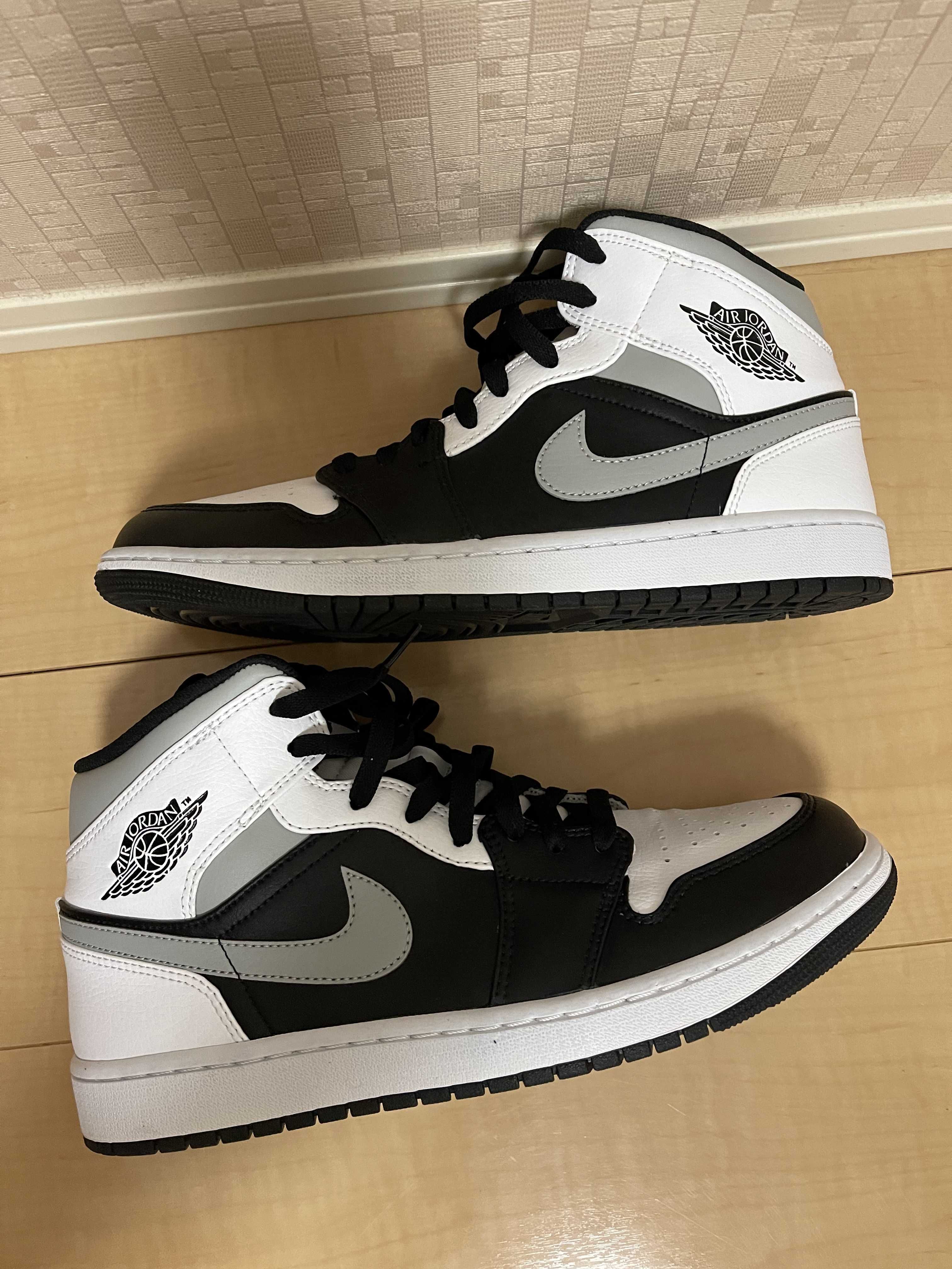 NIKE AIR JORDAN 1 MID "WHITE SHADOW"