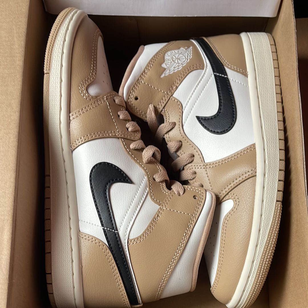 Nike Women's Air Jordan 1 Mid "Desert"