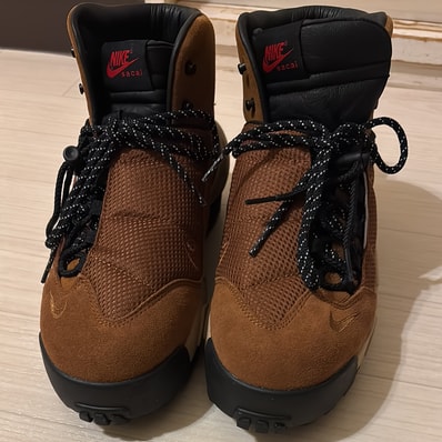 sacai × Nike Magmascape "Pecan"