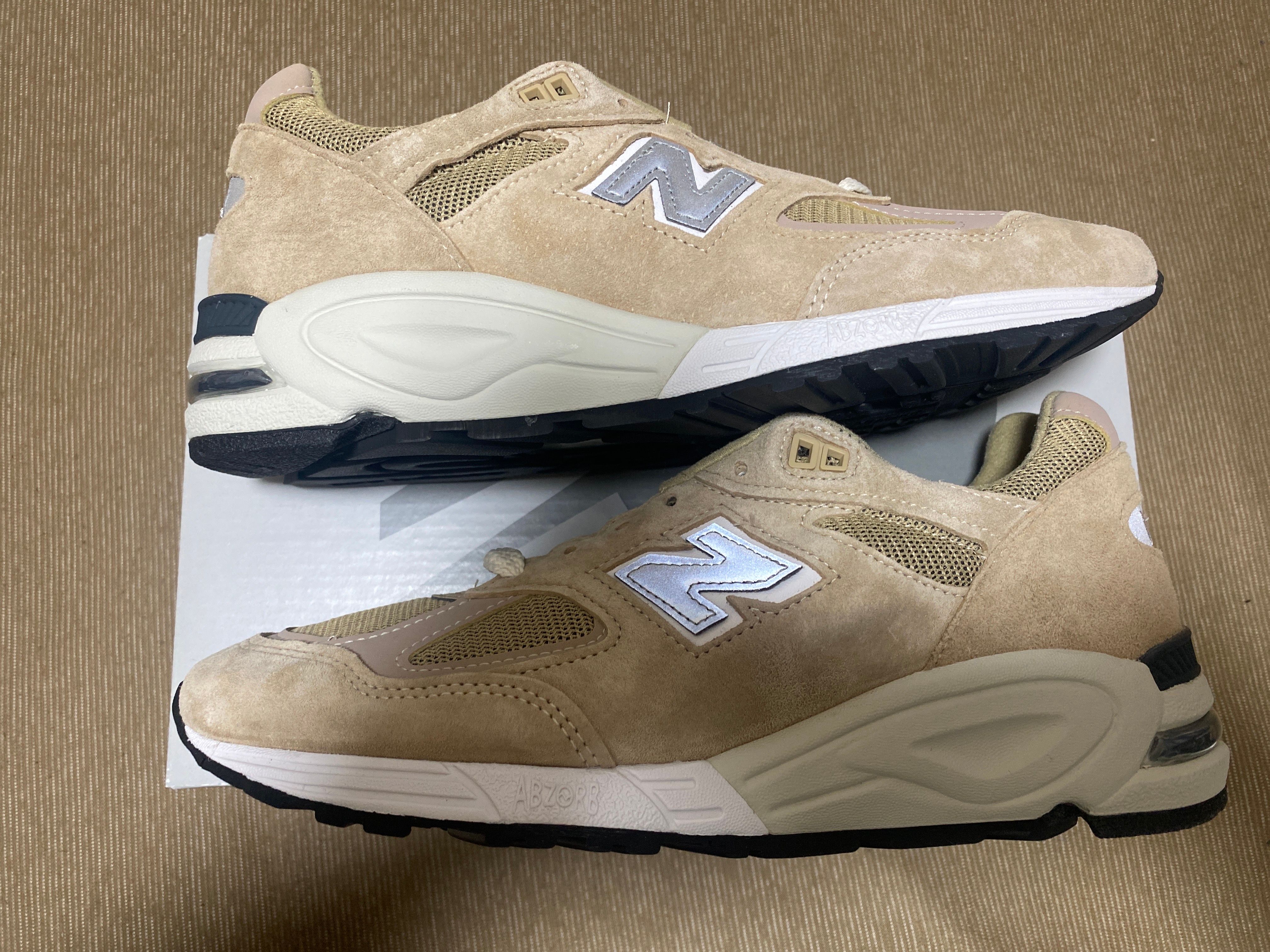 KITH × New Balance 990V2 "Tan"