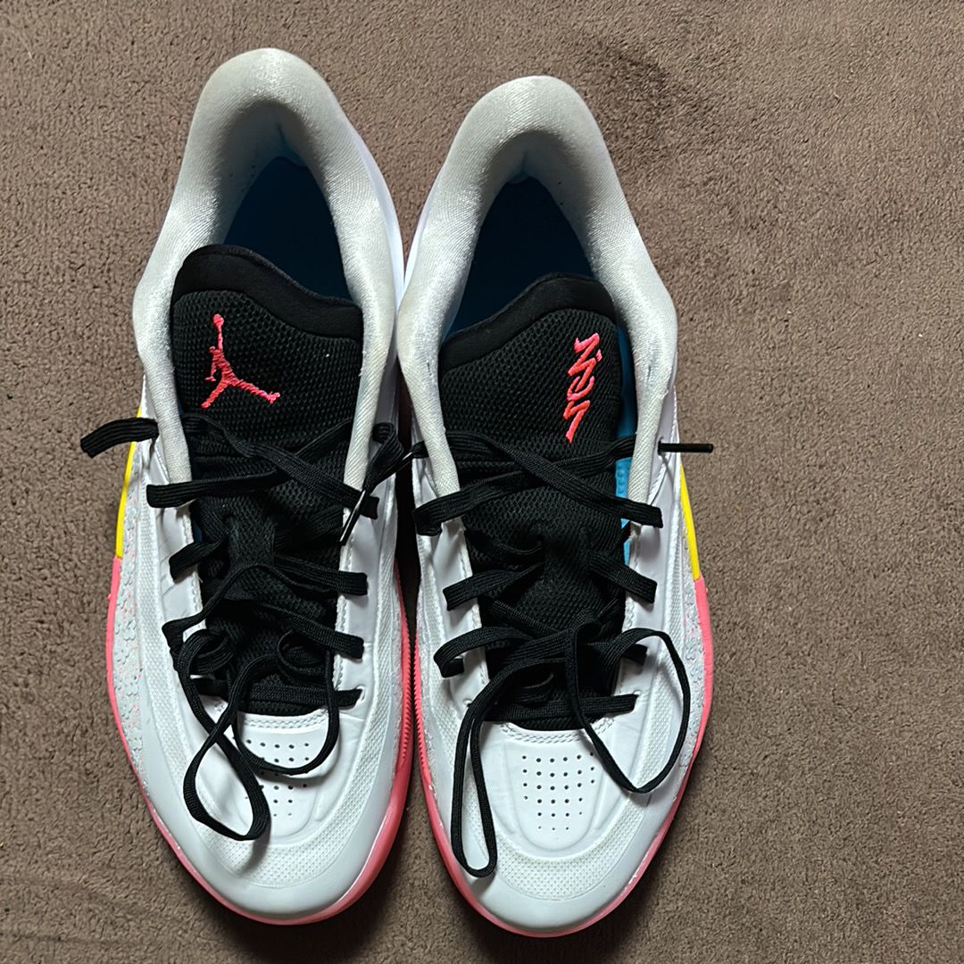 Nike Jordan Zion 4 "White/Black/Tour Yellow/Hot Punch" (FD0591-101/FB1802-101)