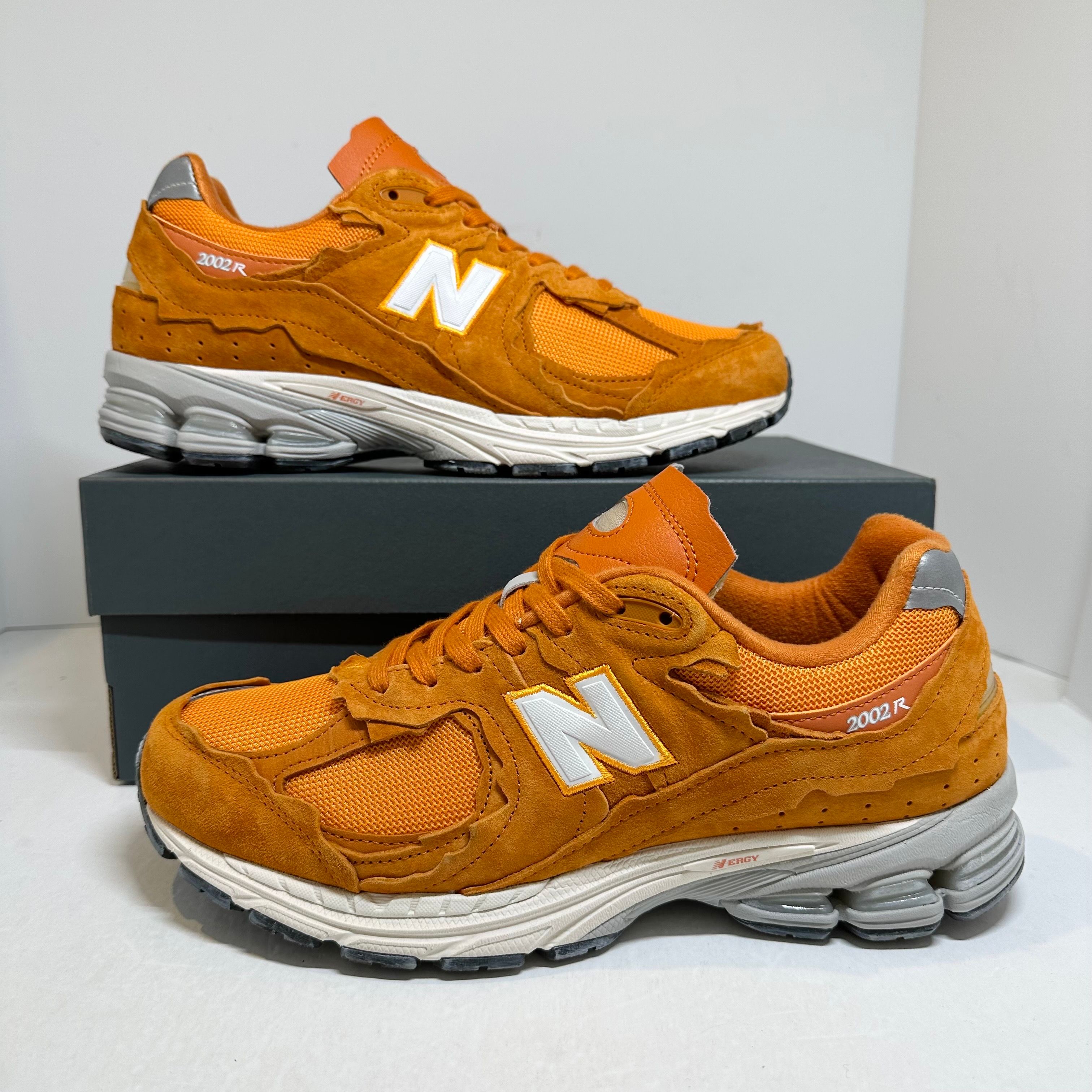 New Balance 2002R Protection Pack "Orange"