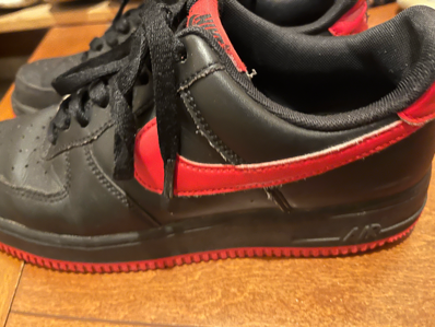 Nike Air Force 1 Low "Black/Red"