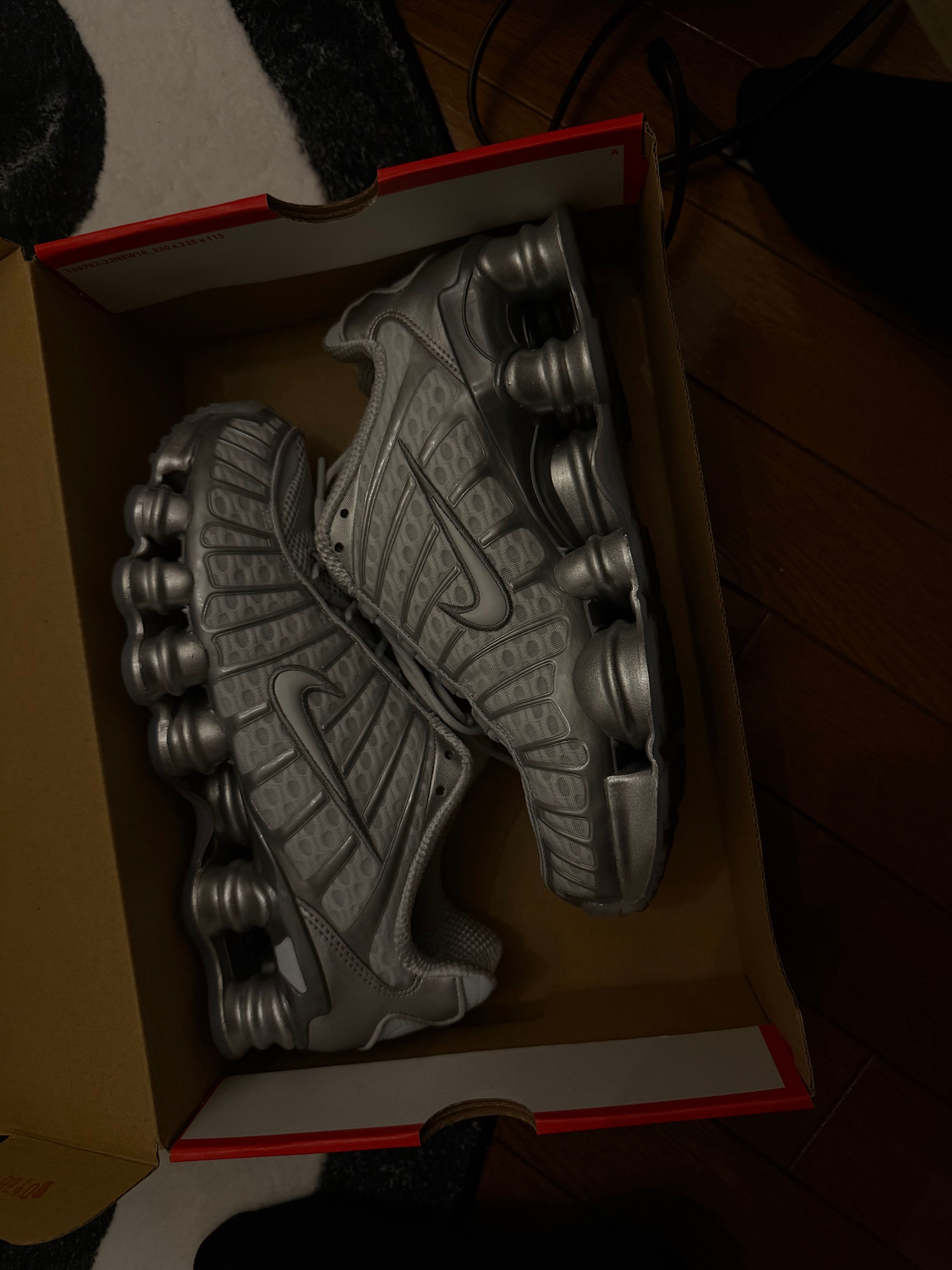 Nike Women's Shox TL "Pure Platinum and Metallic Silver"