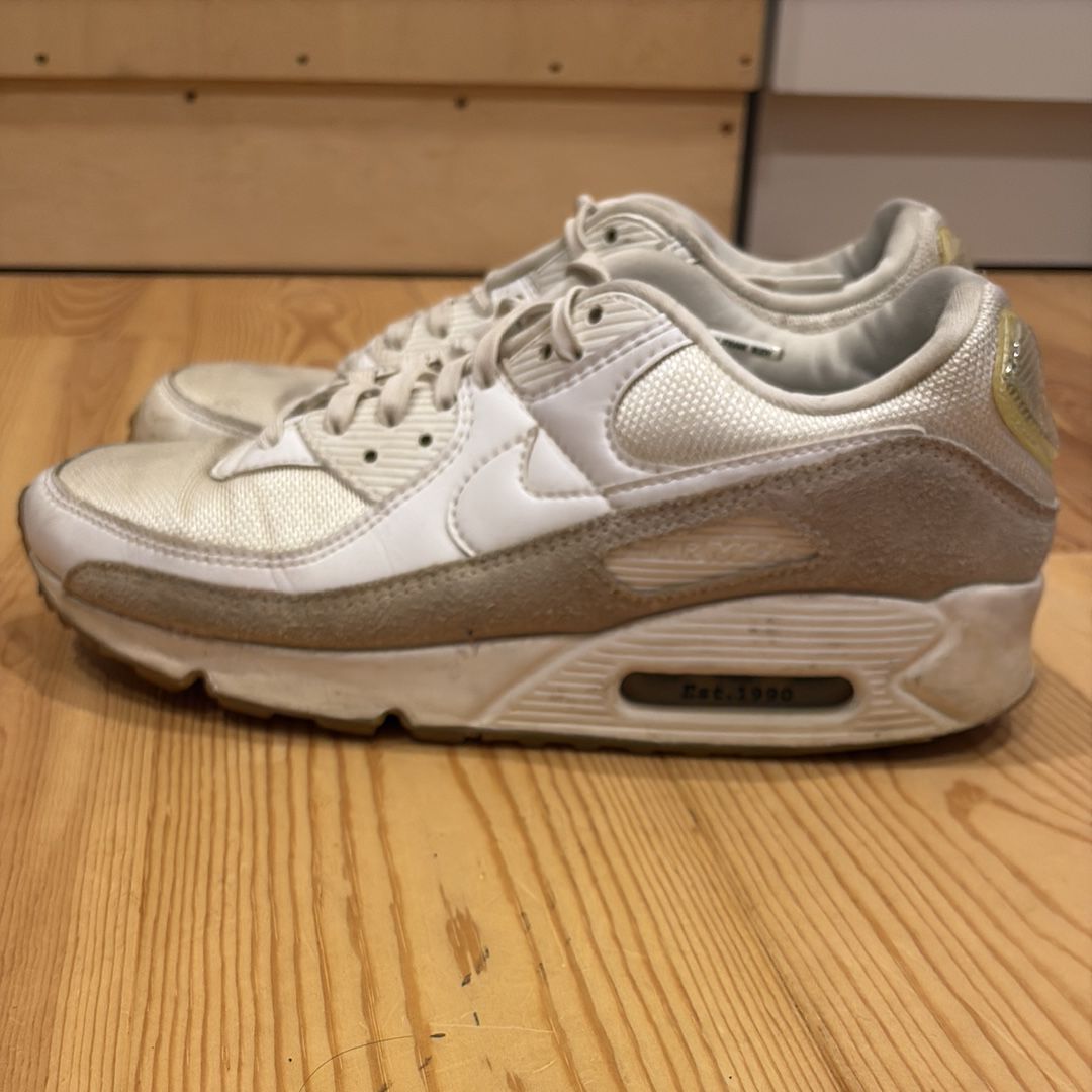 Nike Women's Air Max 90 LV8 "White/Sail"