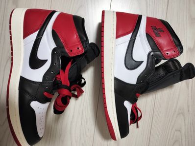 Nike Air Jordan 1 Retro High OG "Black Toe Reimagined"