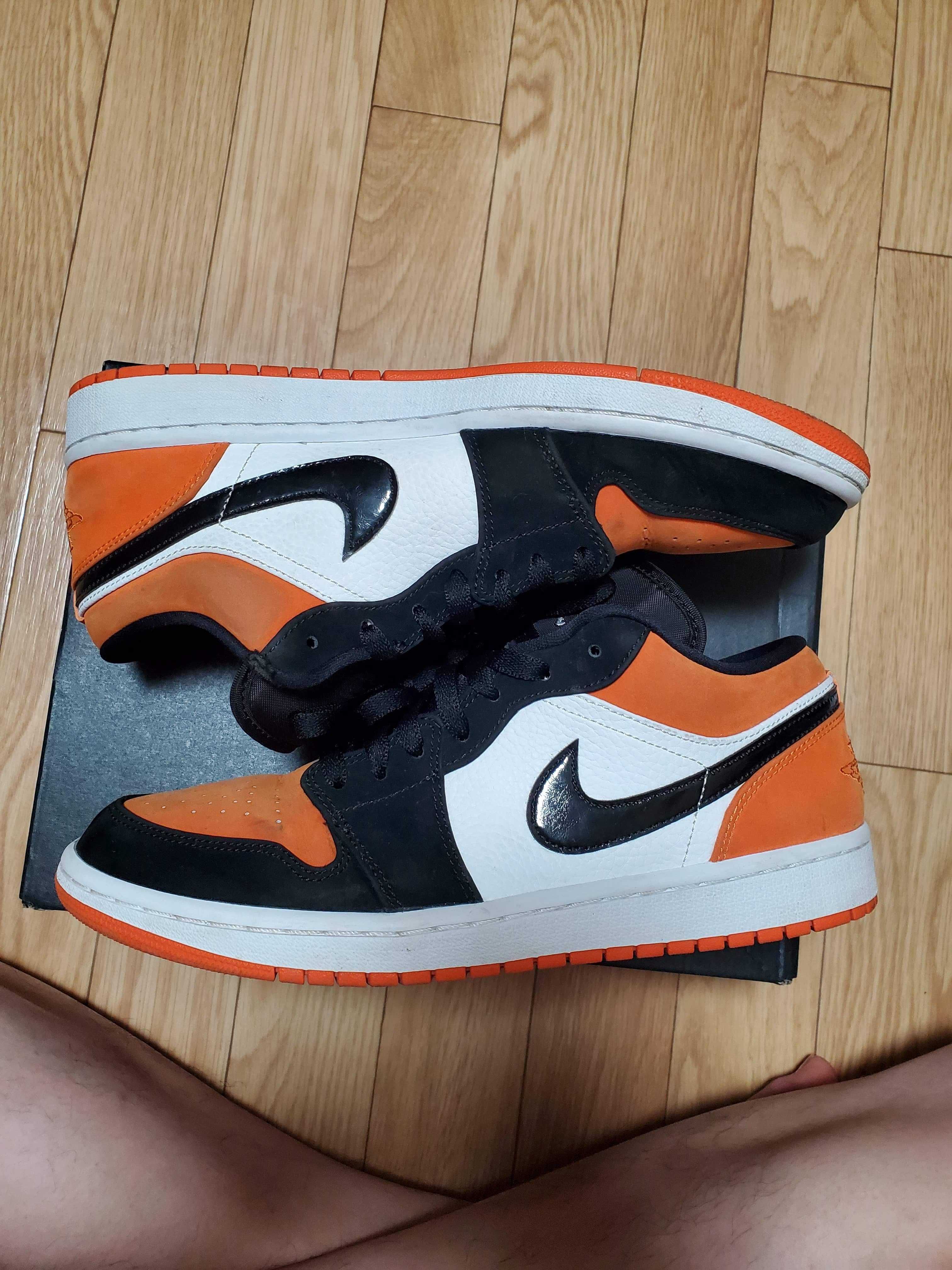 Nike Air Jordan 1 Low "Shattered Backboard"