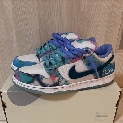 Futura × Nike SB Dunk Low "White and Geode Teal"