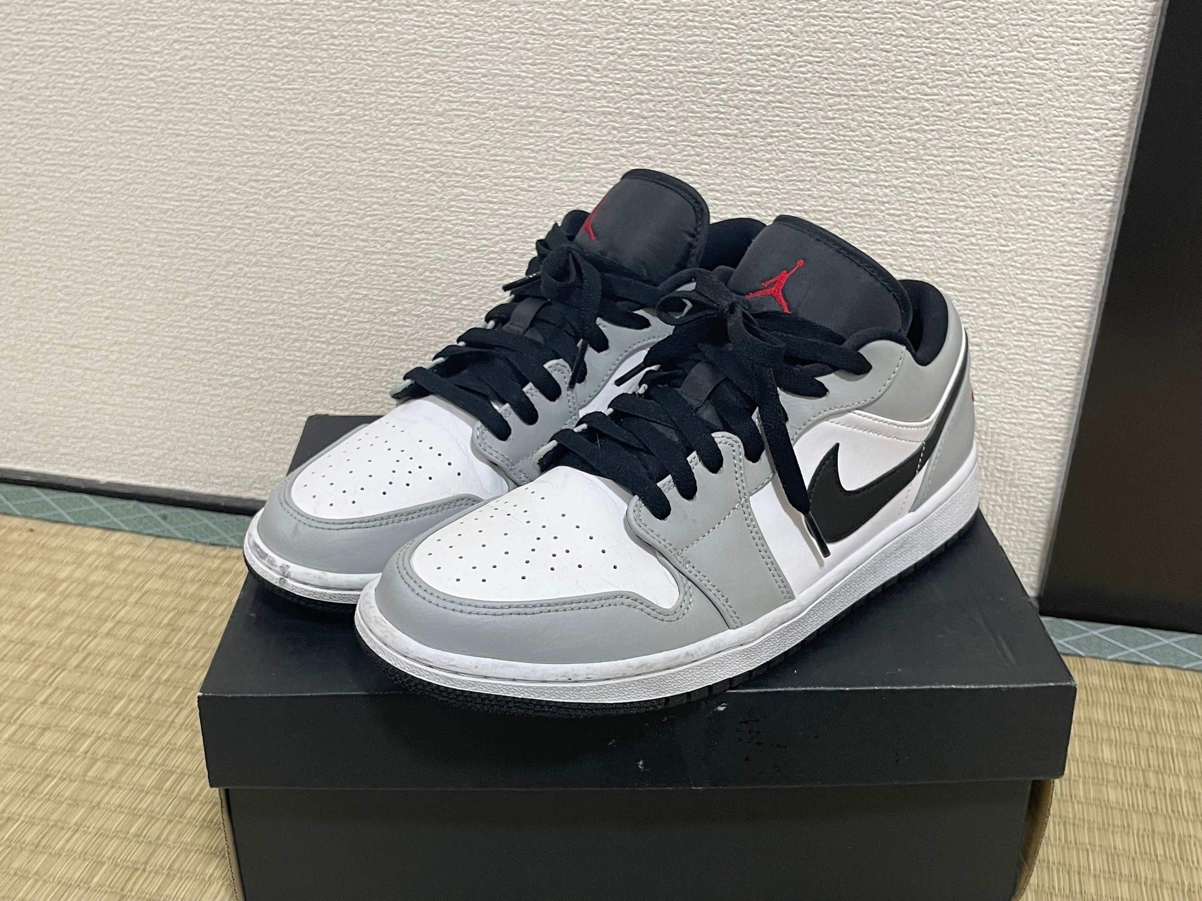 Nike Air Jordan 1 Low "Light Smoke Grey"