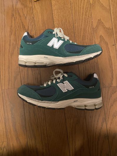 New Balance 2002R "Forest Green"