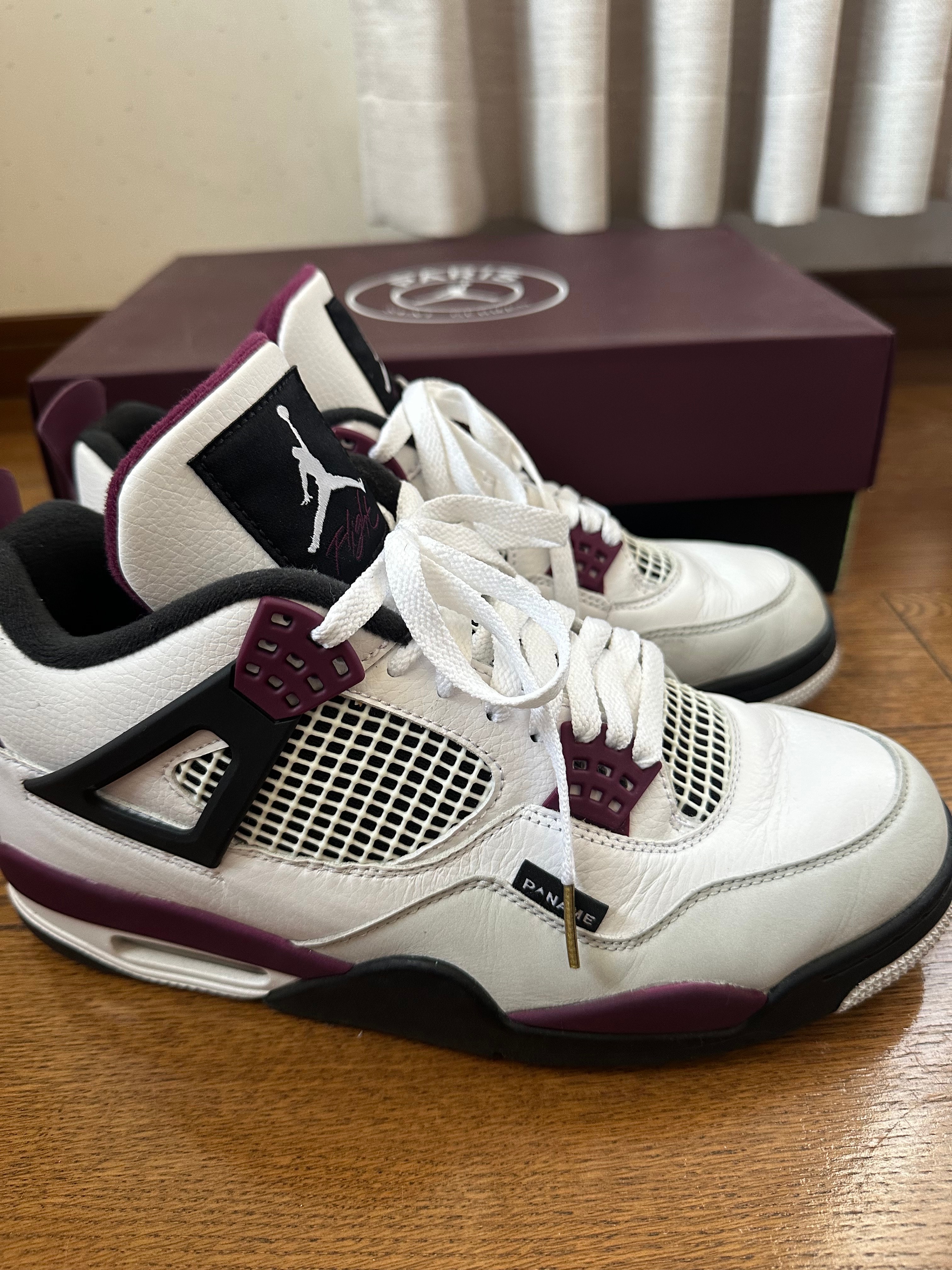 Paris Saint-Germain (PSG) × Nike Air Jordan 4 Retro "White/Black-Metallic Gold-Bordeaux"