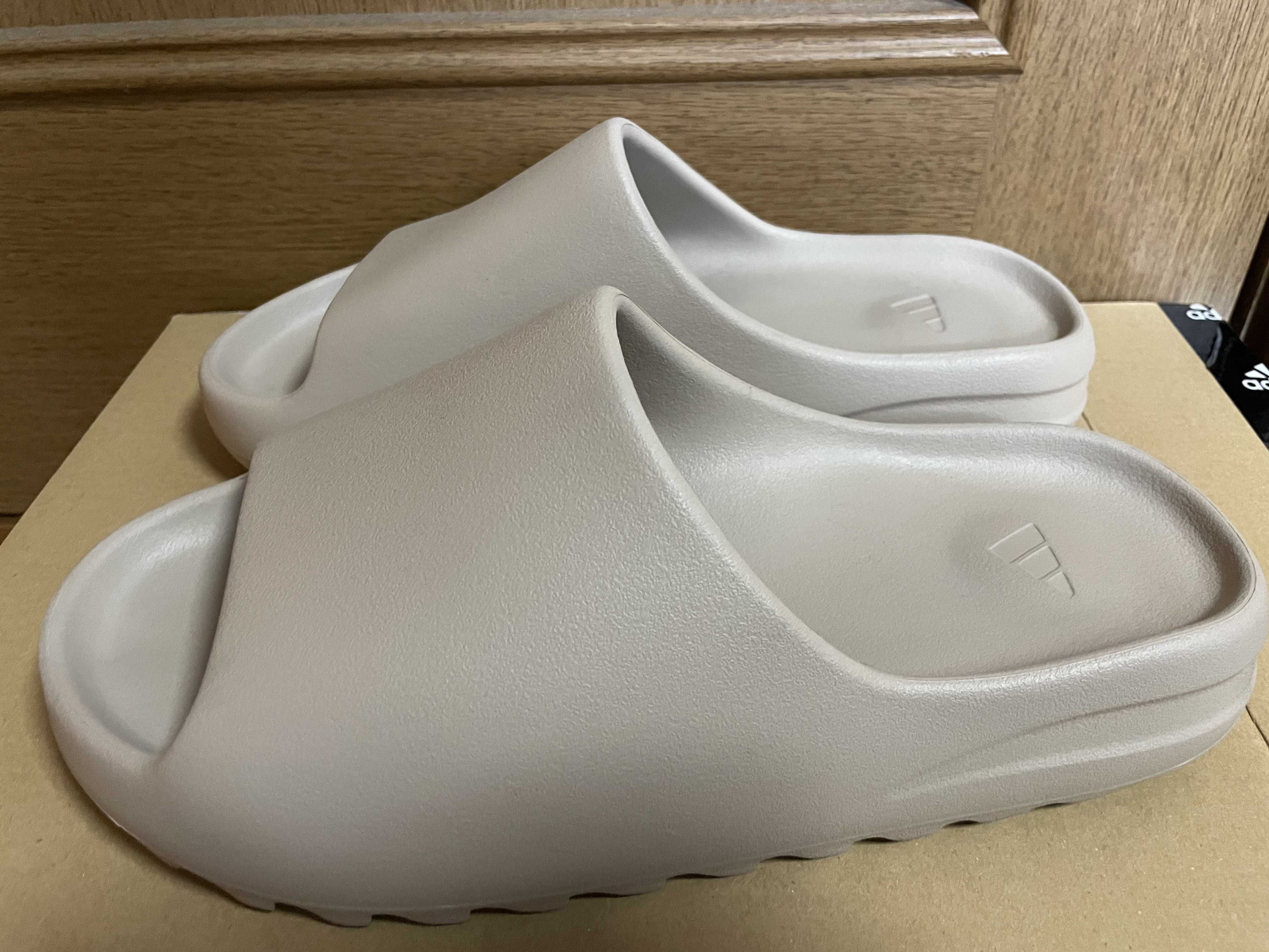 adidas YEEZY Slide "Pure" (GW1934)
