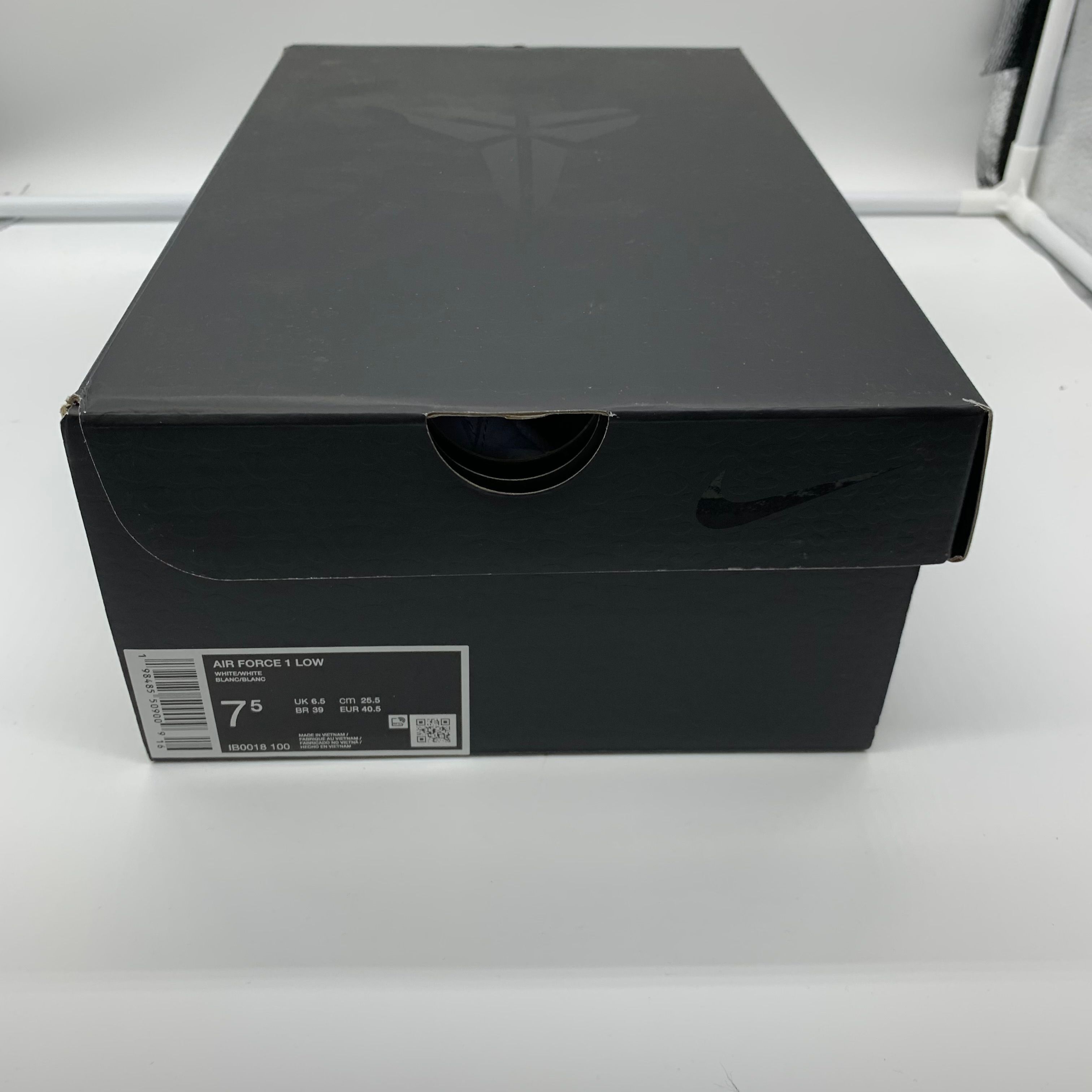 Kobe Bryant × Nike Air Force 1 Low "White"