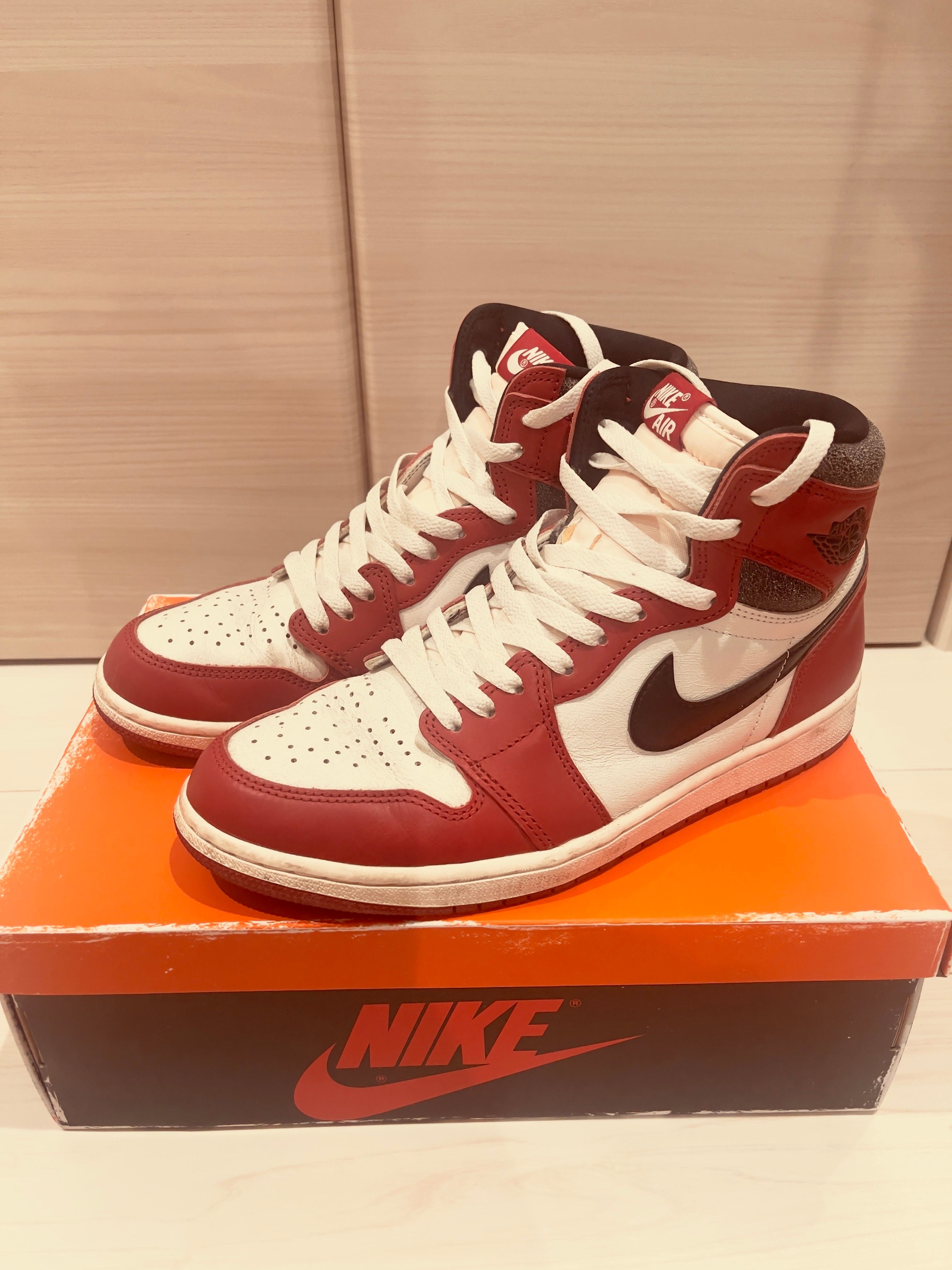 Nike Air Jordan 1 High OG "Lost & Found/Chicago"