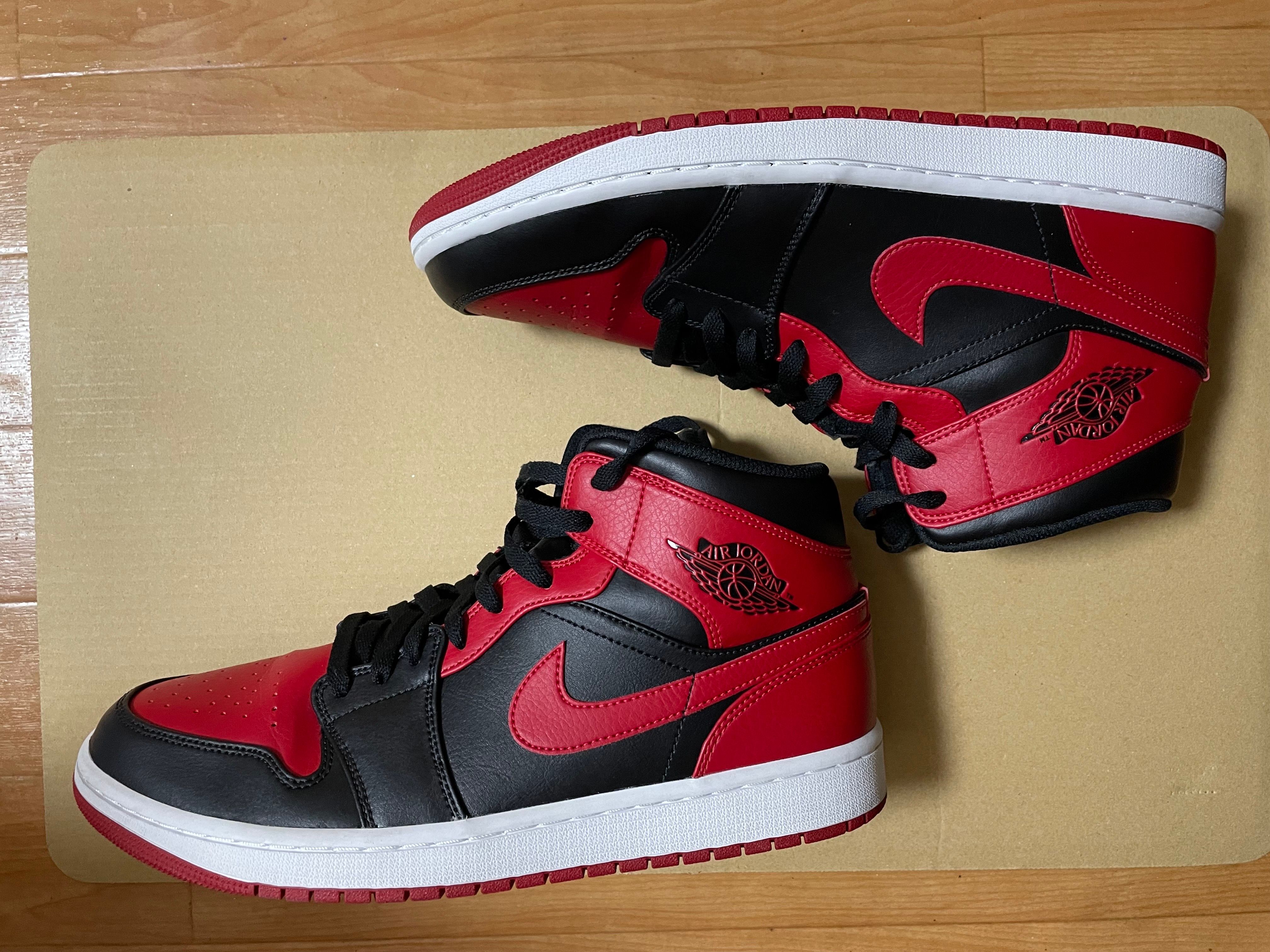 Nike Air Jordan 1 Mid "Bred"