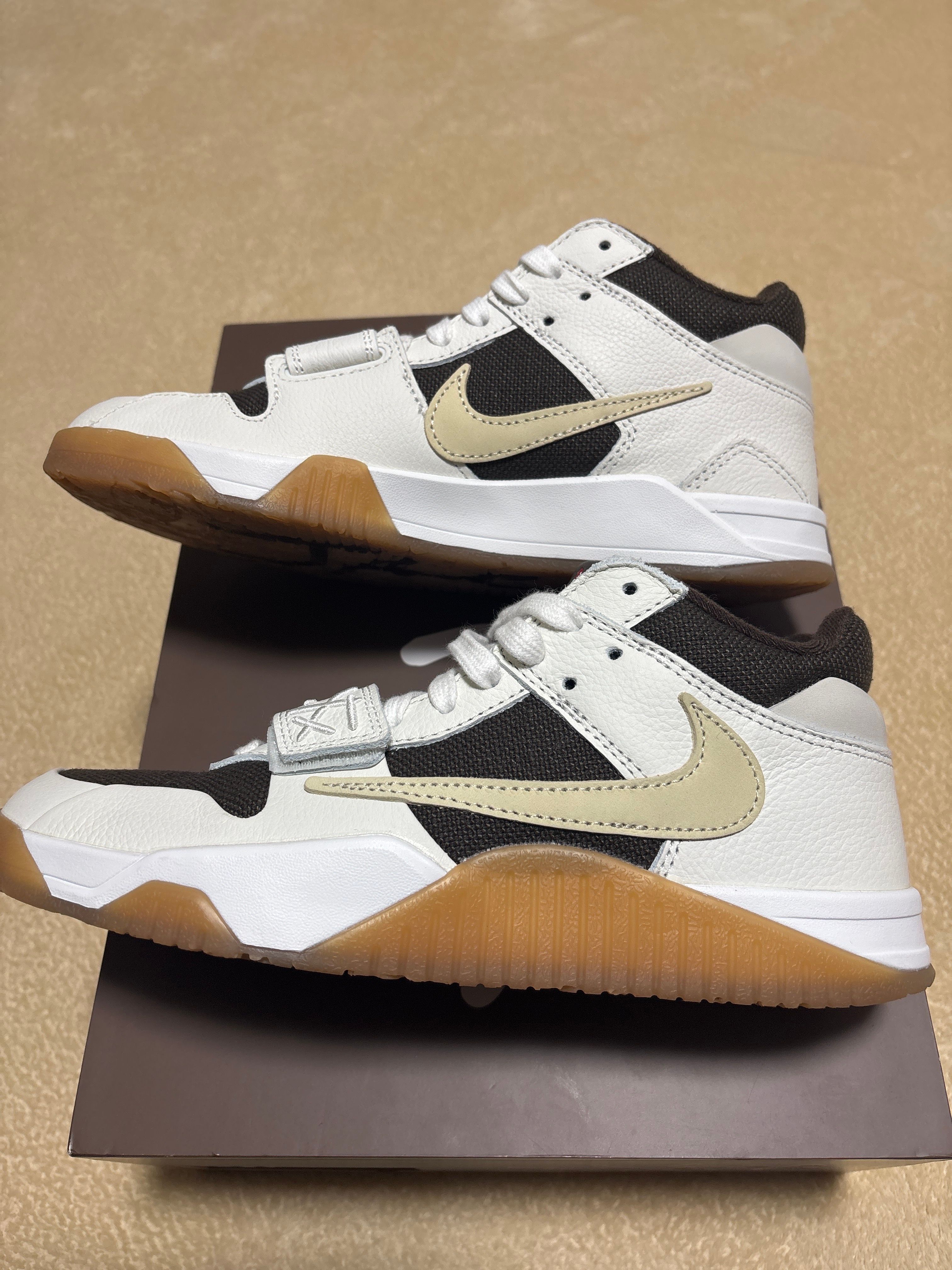 Travis Scott × Nike Jordan Jumpman Jack TR "Sail and Dark Mocha"