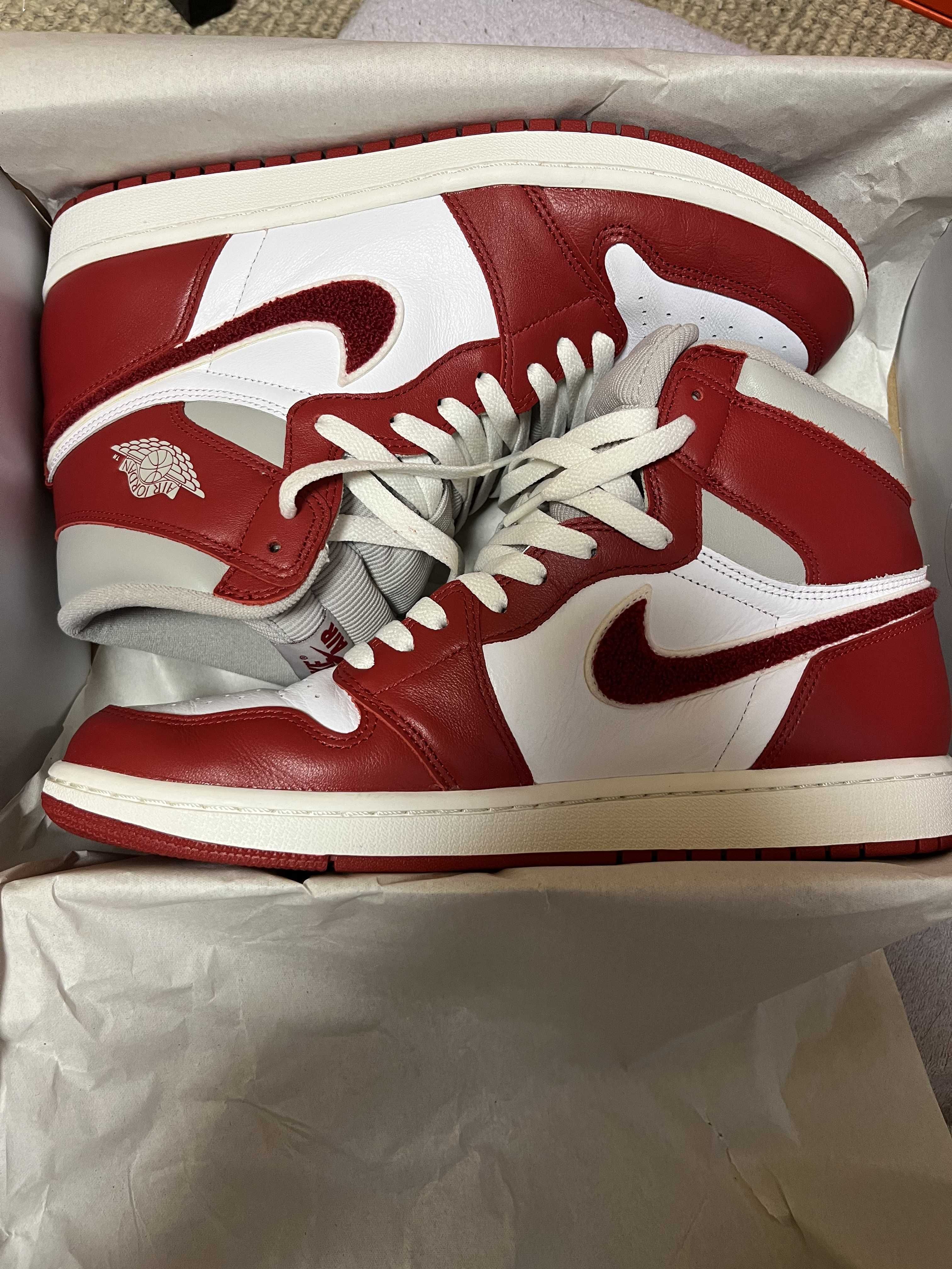 Nike Women's Air Jordan 1 High OG "Newstalgia"