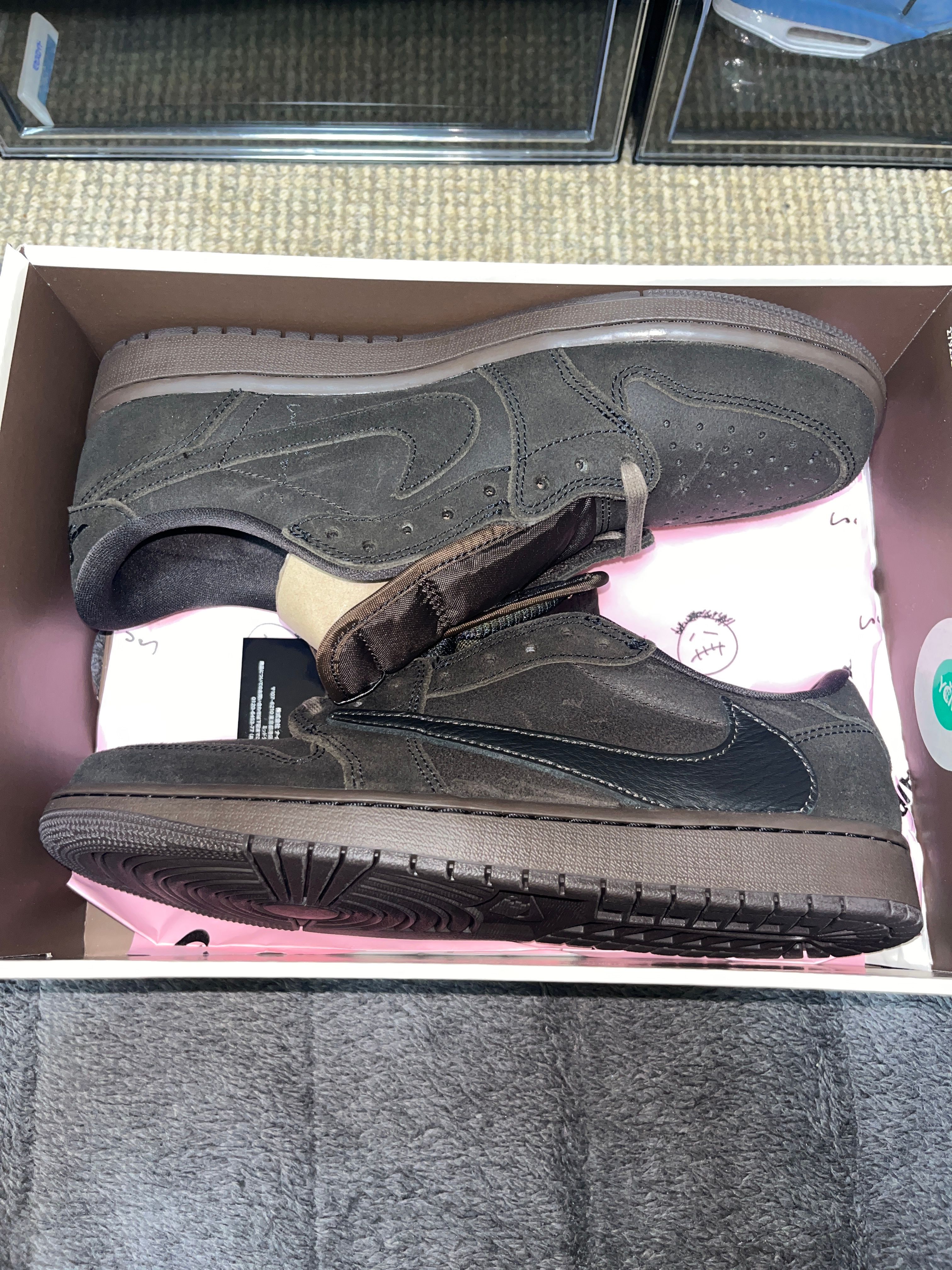 Travis Scott × Nike Air Jordan 1 Low OG SP "Velvet Brown and Dark Mocha"