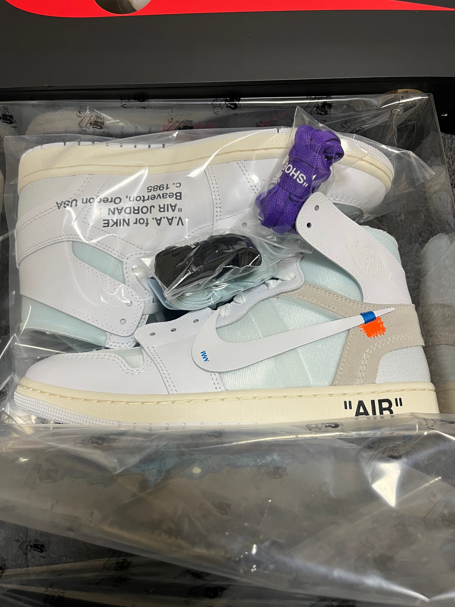 Virgil Abloh Archive (V.A.A.) × Nike Air Jordan 1 Retro High OG "Alaska"