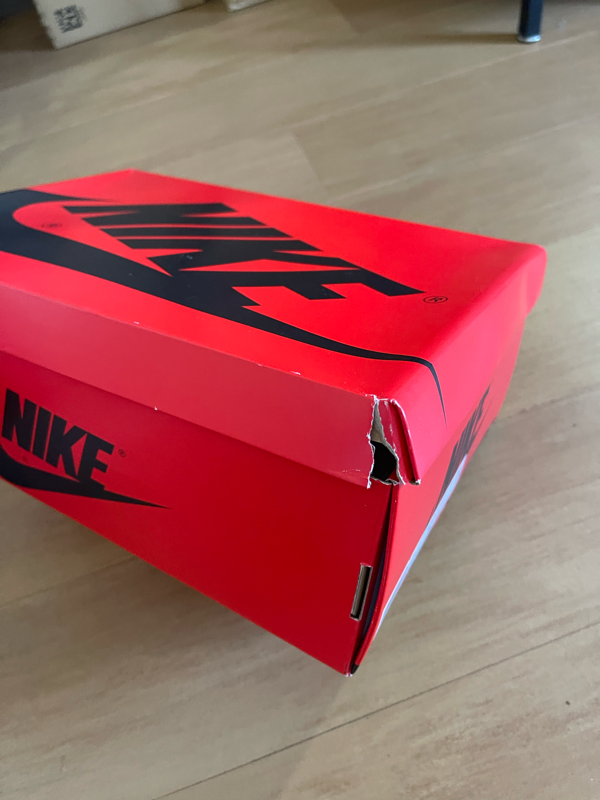Nike Air Jordan 1 High '85 "Black/White"