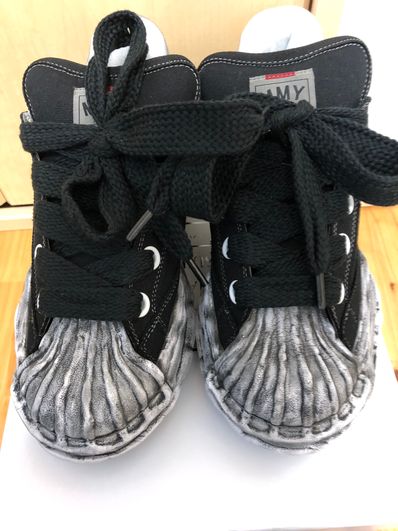 Maison MIHARA YASUHIRO BLAKEY PUFFER OG Sole Garment Dyed Canvas Low-top Sneaker "Black" (A14FW739)