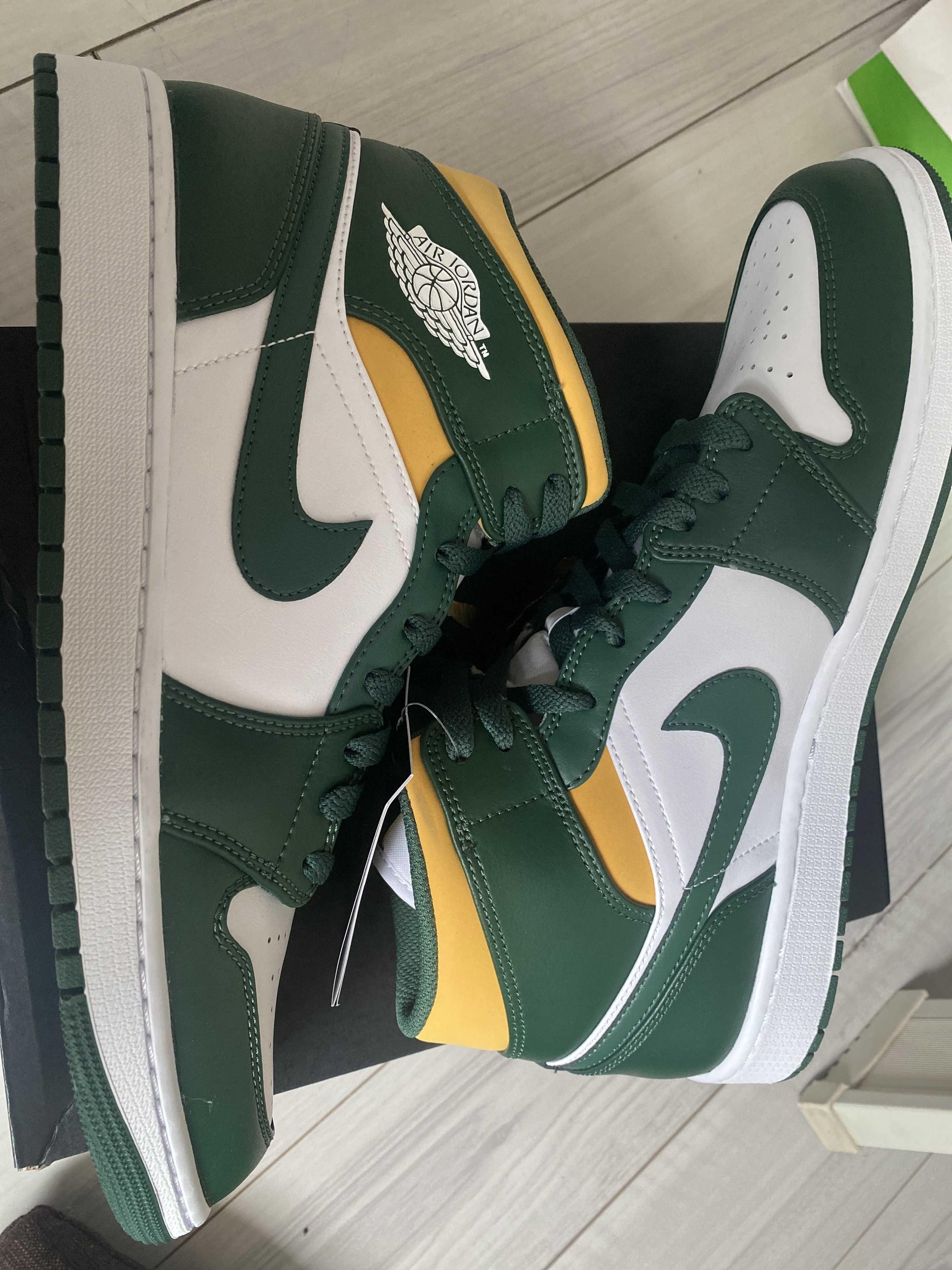 Nike Air Jordan 1 Mid "Seattle Supersonics" 