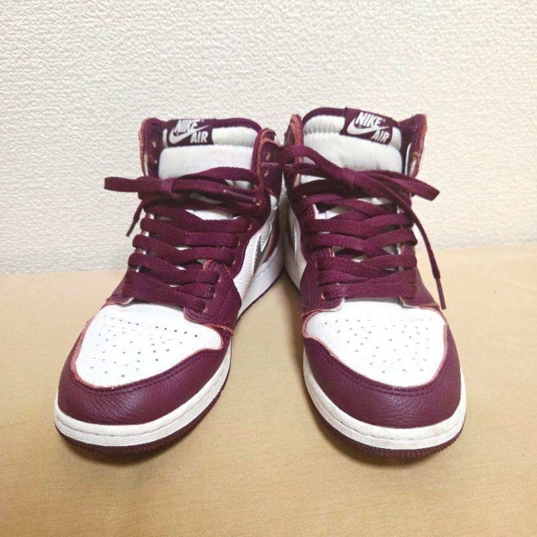 Nike Air Jordan 1 High OG "Bordeaux"