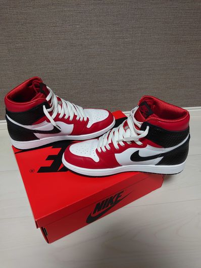 Nike Women's Air Jordan 1 High OG "Satin Red"