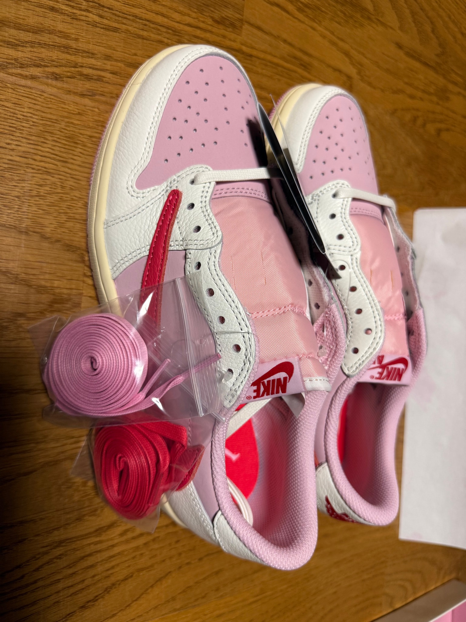 Travis Scott × Nike Air Jordan 1 Retro Low OG "Sail/Tropical Pink"