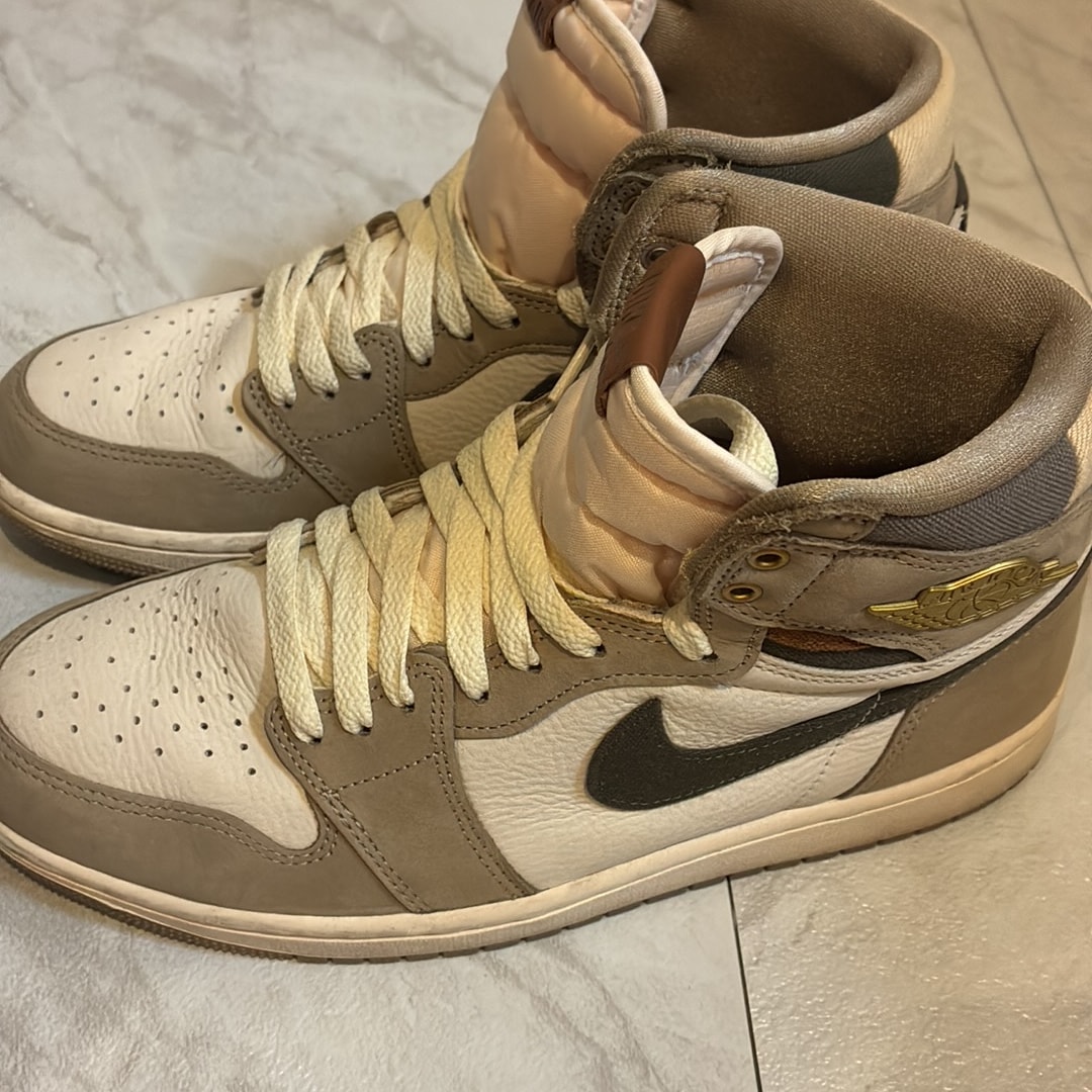 Nike Women's Air Jordan 1 High OG "Khaki/Sail"