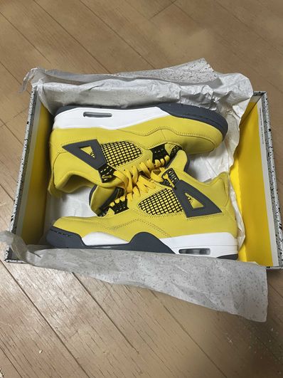 Nike Air Jordan 4 "Tour Yellow"