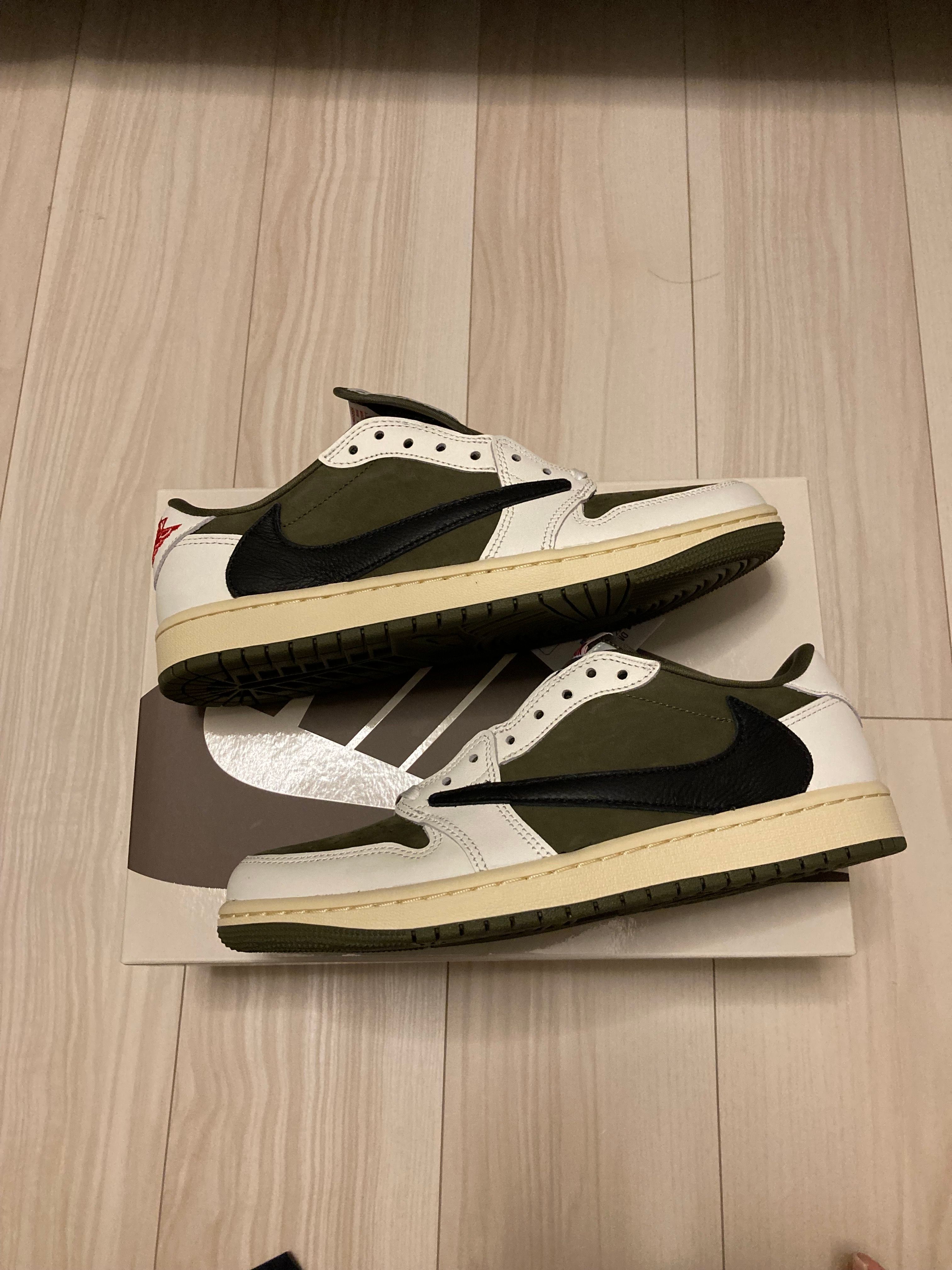 Travis Scott × Nike Air Jordan 1 Low OG SP "Reverse Olive"