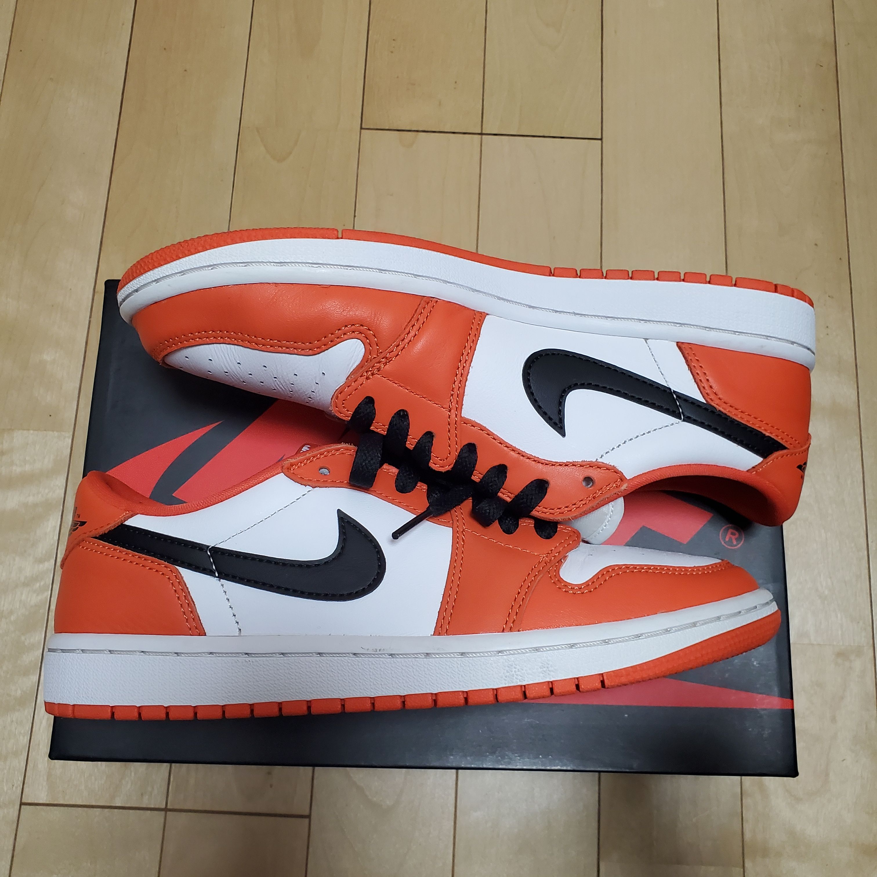 Nike Women's Air Jordan 1 Low OG "Starfish"