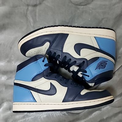 Nike Air Jordan 1 Retro High OG "Obsidian/University Blue"