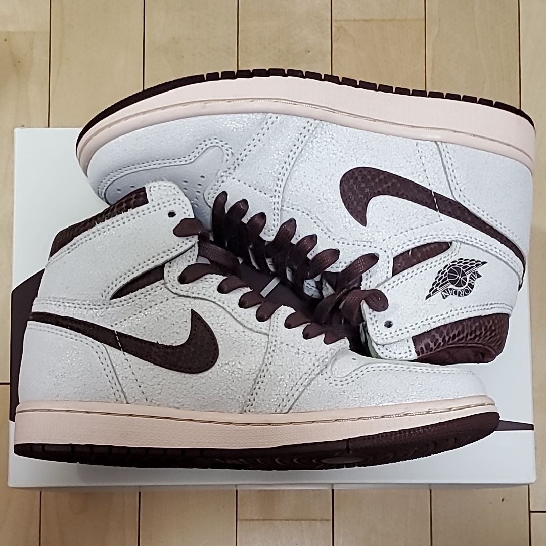 A Ma Maniere × Nike Air Jordan 1 Retro High OG "Sail and Burgundy"