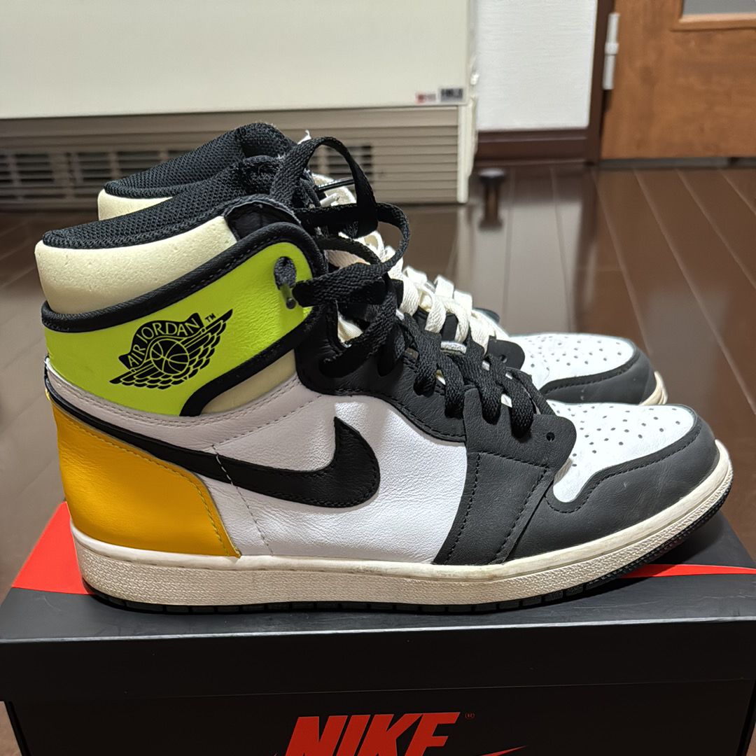 Nike Air Jordan 1 High OG "Volt Gold"