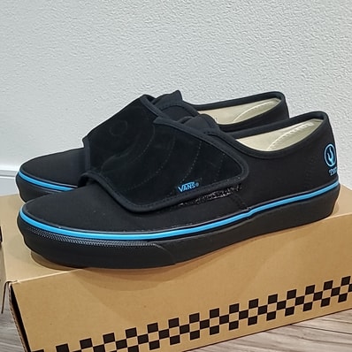 Roller Magazine × Vans Authentic ANTI-NORMAL 純正御免 "Black"