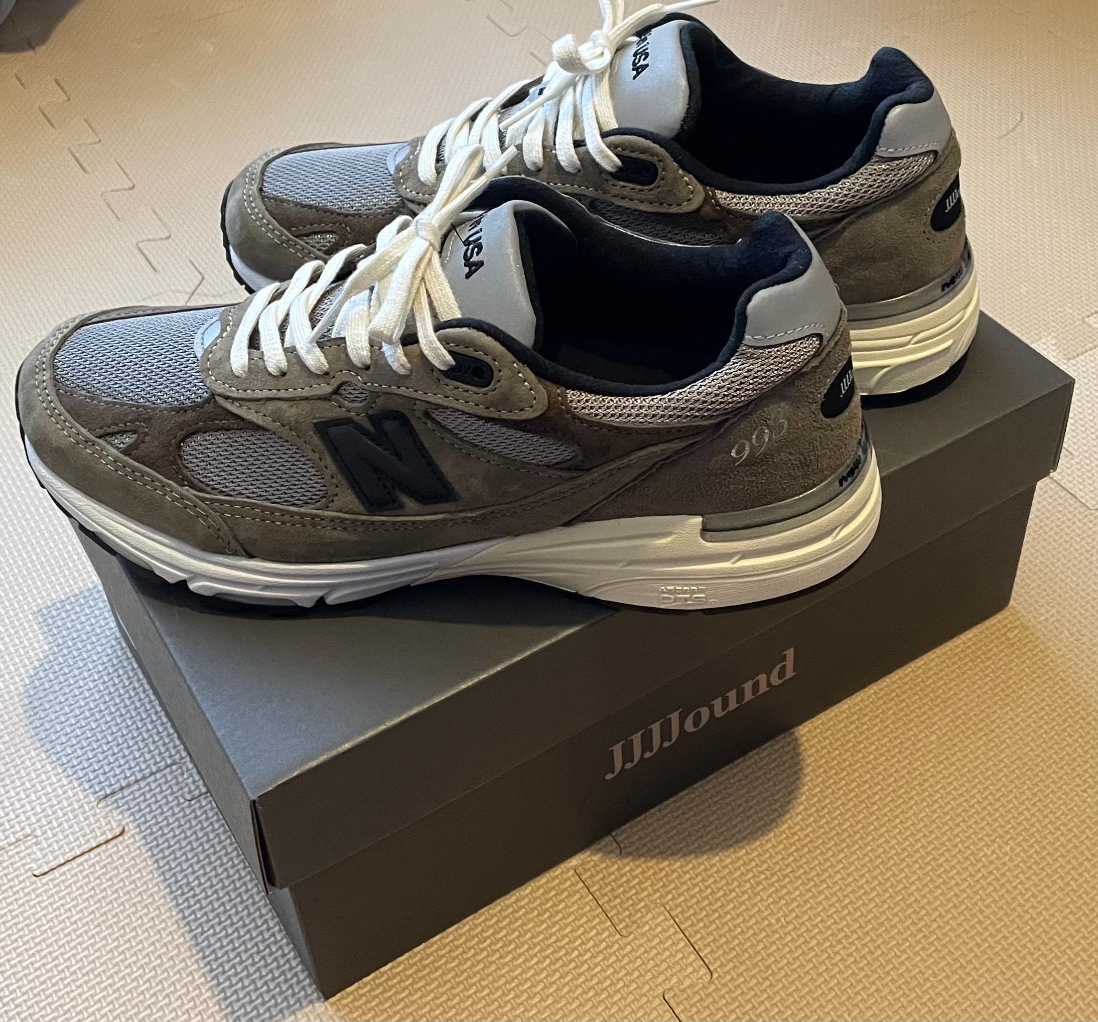 ジョウンド × ニューバランス 993 "マッシュルーム/ホワイト"