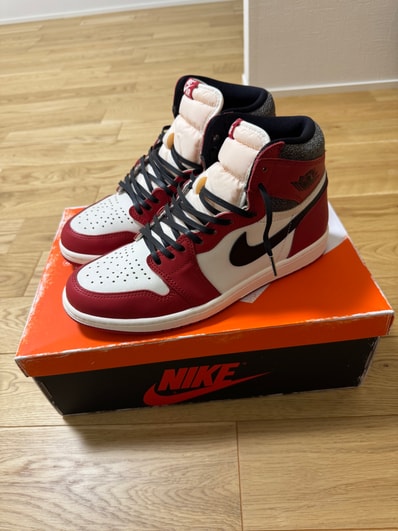 Nike Air Jordan 1 High OG "Lost & Found/Chicago"